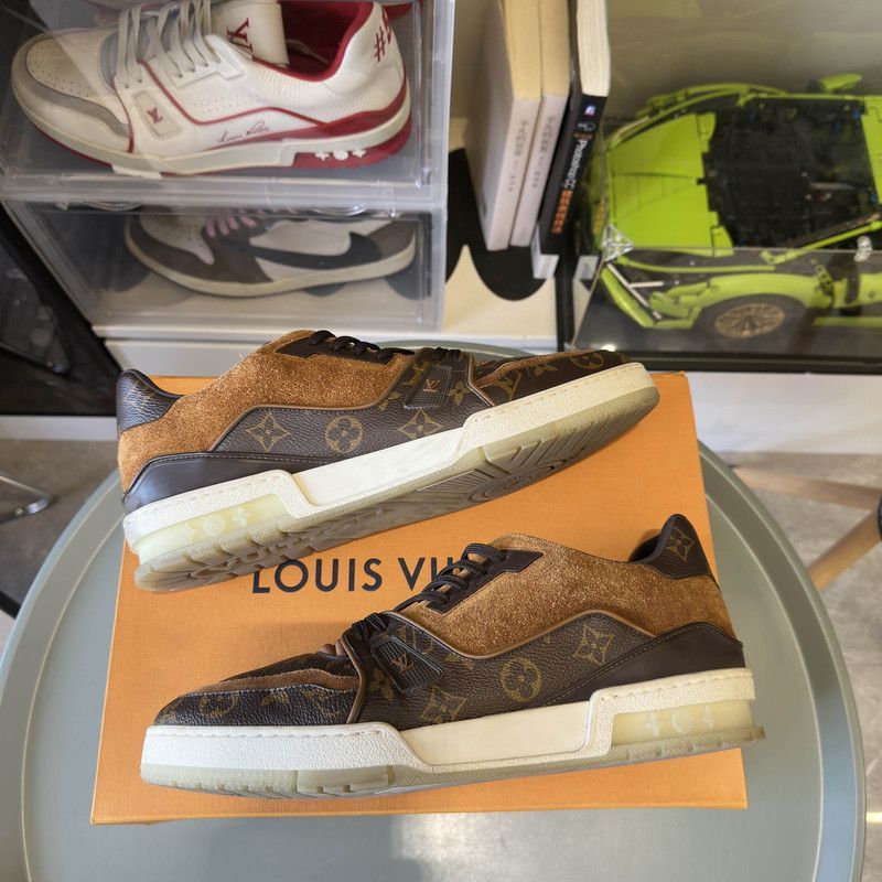 Louis Vuitton Louis Vuitton Brown Trainer Casual Sneakers for Men -2508 Size US 9.5 / EU 42-43 - 4 Thumbnail