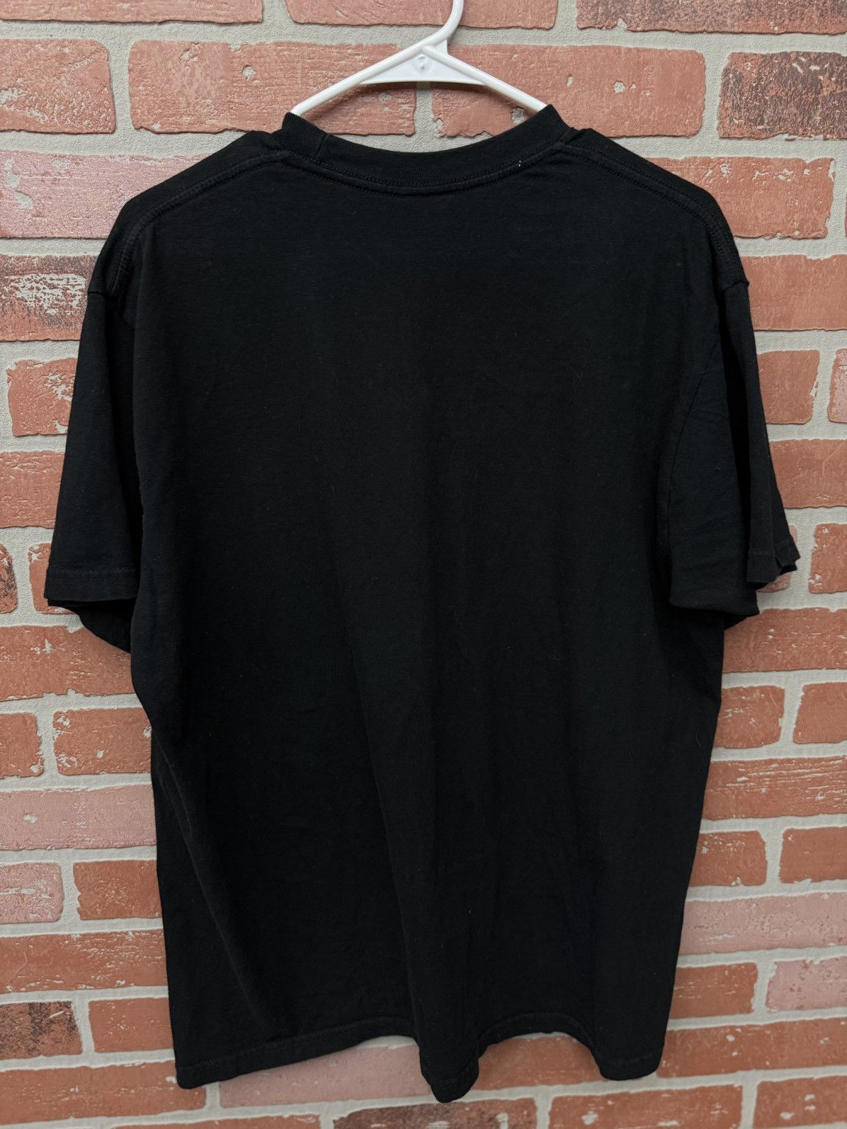 Supreme Supreme Black Tire Tee Shirt Size Large Pre Owned 🧼 Size US L / EU 52-54 / 3 - 4 Thumbnail