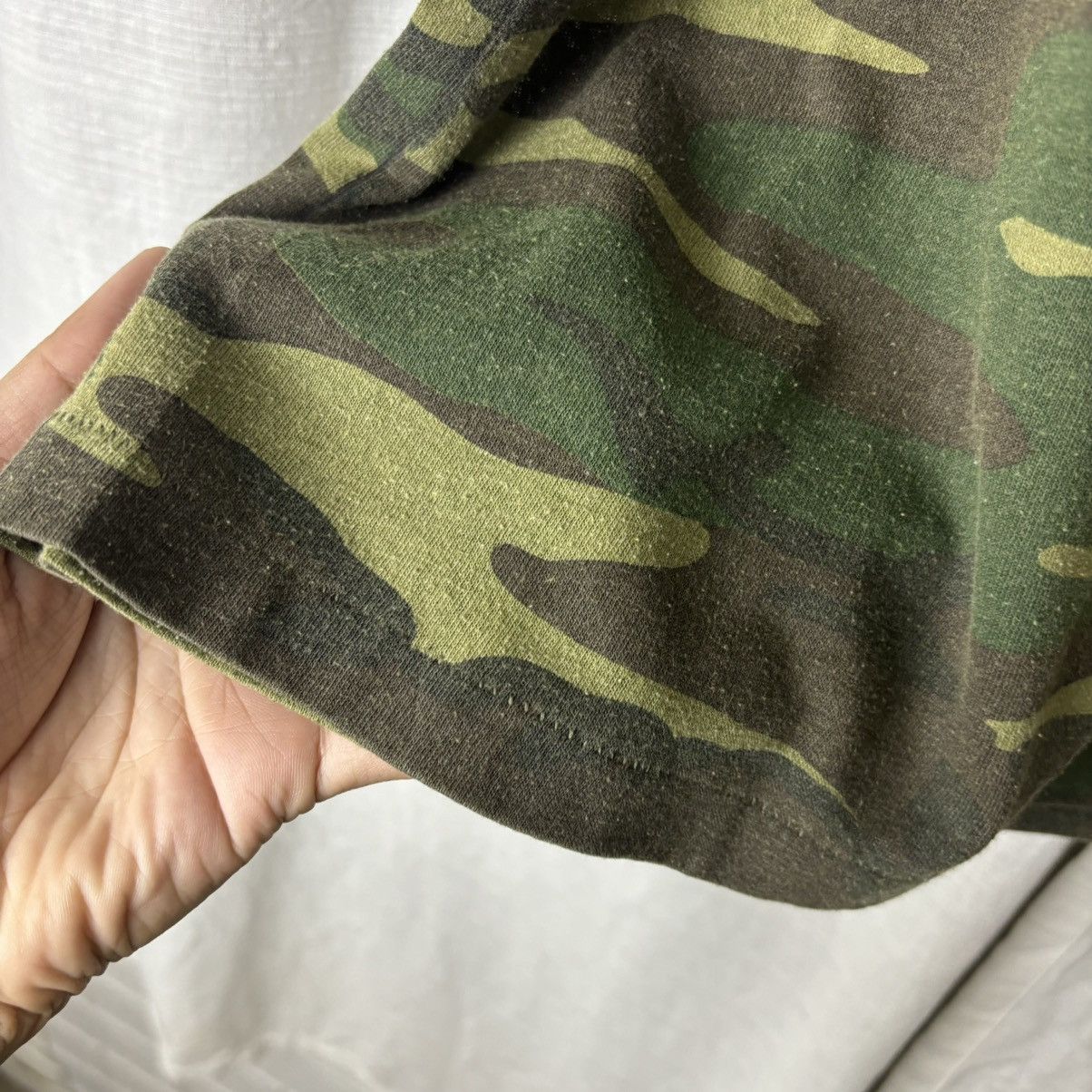 Vintage VINTAGE CAMO T-SHIRT Size US XL / EU 56 / 4 - 4 Thumbnail