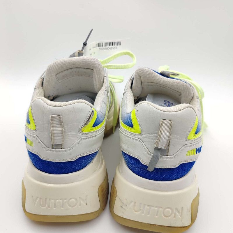 Louis Vuitton Louis Vuitton Run Away Pulse Sneakers for Men - Size US 9.5 / EU 42-43 - 3 Thumbnail