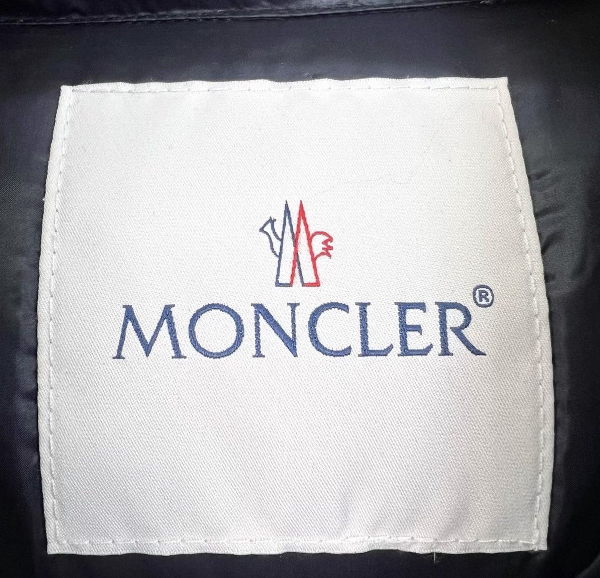 Moncler Moncler Black Classic Hooded Mid-Length Down Jacket K12 Size S / US 4 / IT 40 - 4 Thumbnail