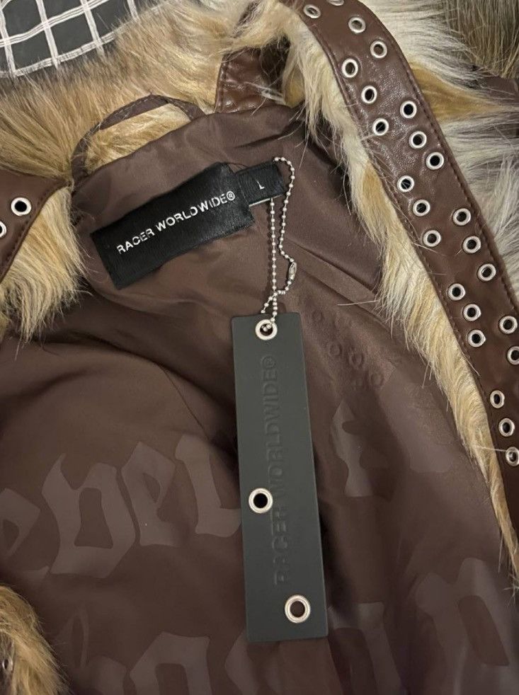 Racer Worldwide racer worldwide fur bomber coyote Size US L / EU 52-54 / 3 - 6 Thumbnail