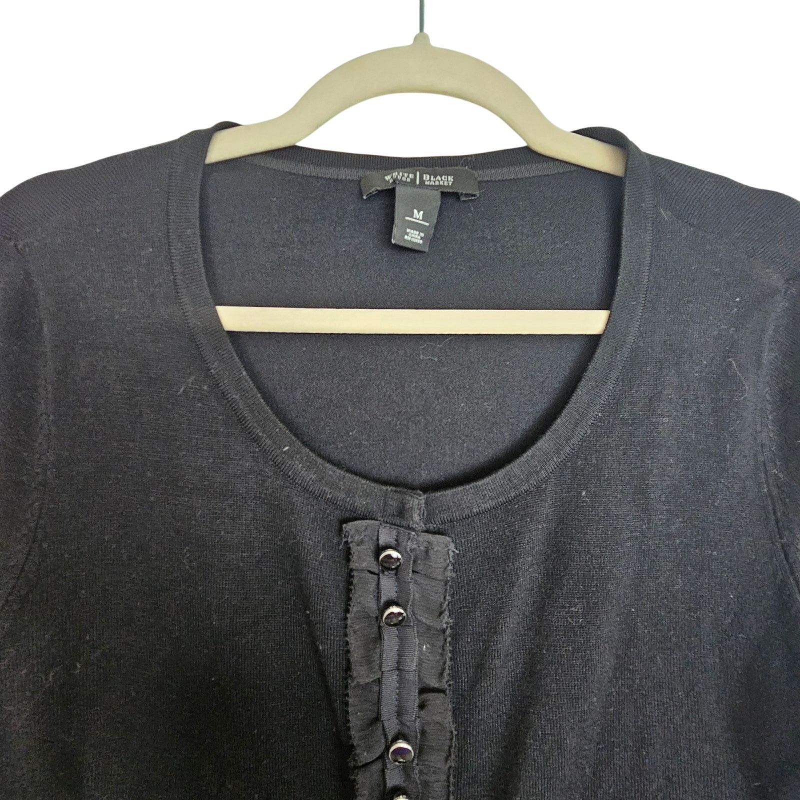 White House Black Market White House Black Market Snap Front Ruffle Cardigan Sweater Size M / US 6-8 / IT 42-44 - 2 Thumbnail