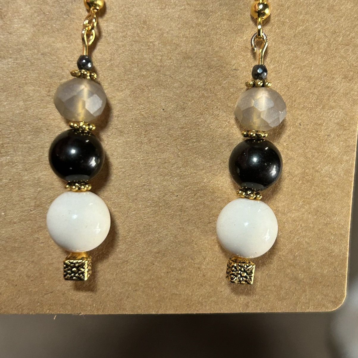Handmade Handcrafted elegant salvaged vintage beads earrings Size ONE SIZE - 3 Thumbnail