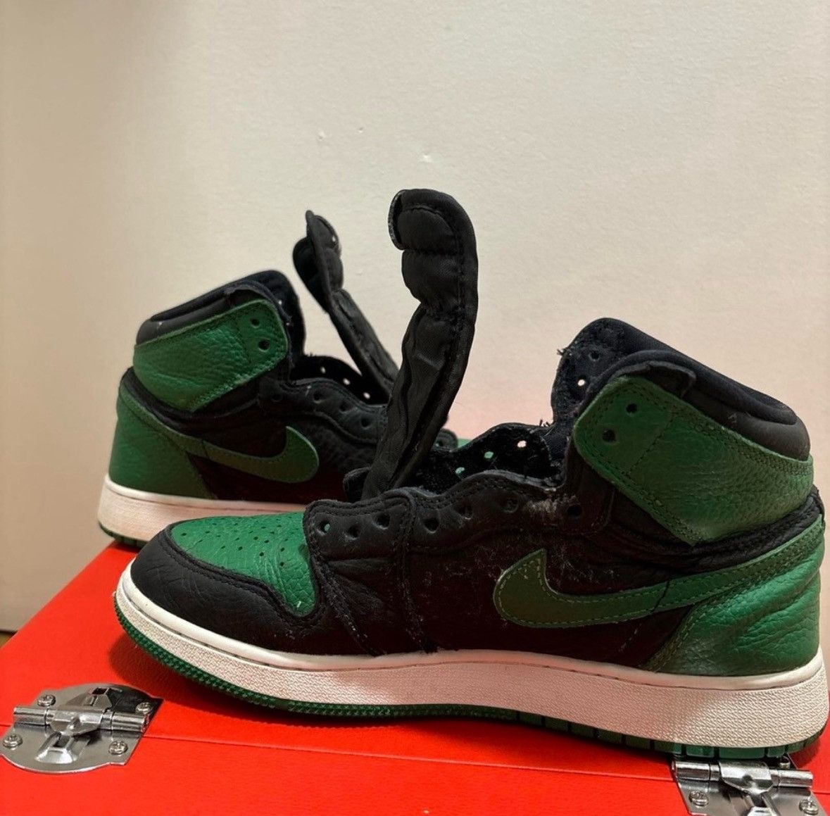 Nike Nike Air Jordan Retro 1 High OG Pine 2.0 Size US 7.5 / IT 37.5 - 3 Thumbnail