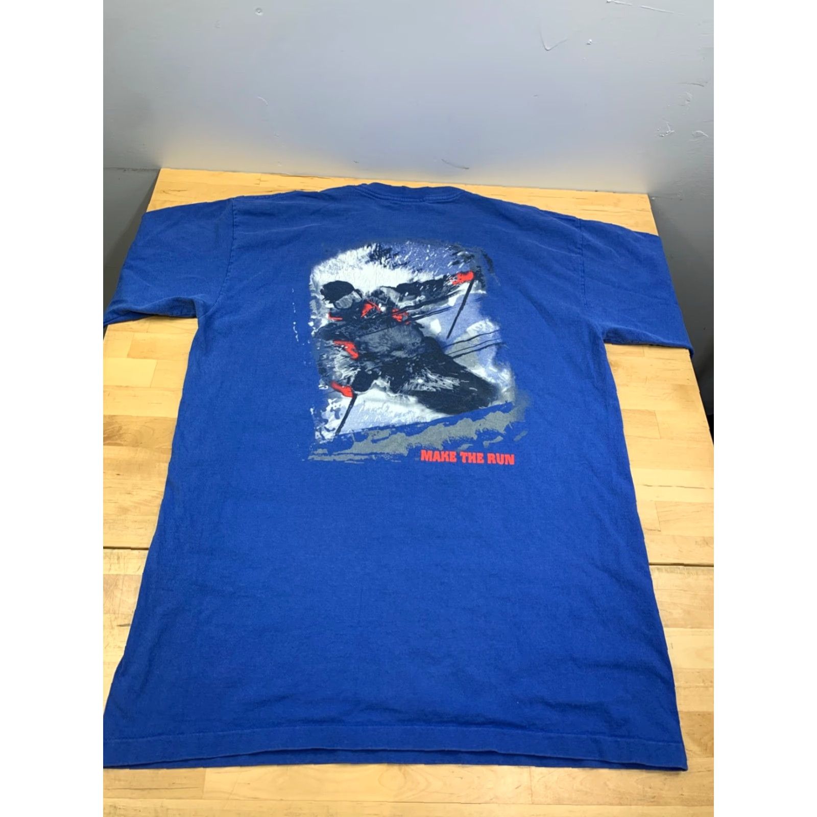 Marlboro VINTAGE Marlboro Shirt Men's L Blue Short Sleeve Pocket 90s Ski Graphic Print T-Shirt Size US L / EU 52-54 / 3 - 8 Thumbnail