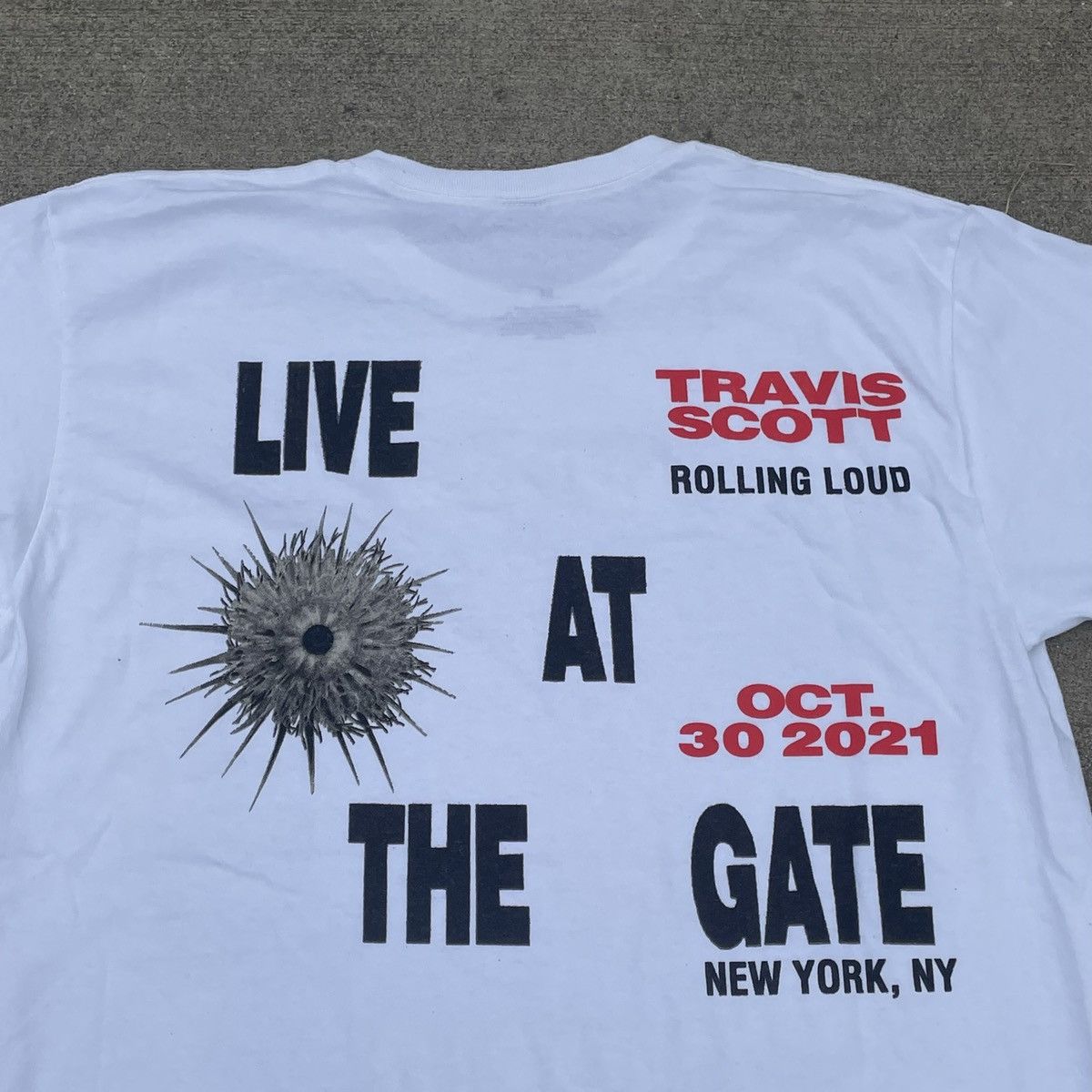 Travis Scott Travis Scott Rolling Loud NYC 2021 Tshirt Rare size Medium Size US M / EU 48-50 / 2 - 6 Thumbnail