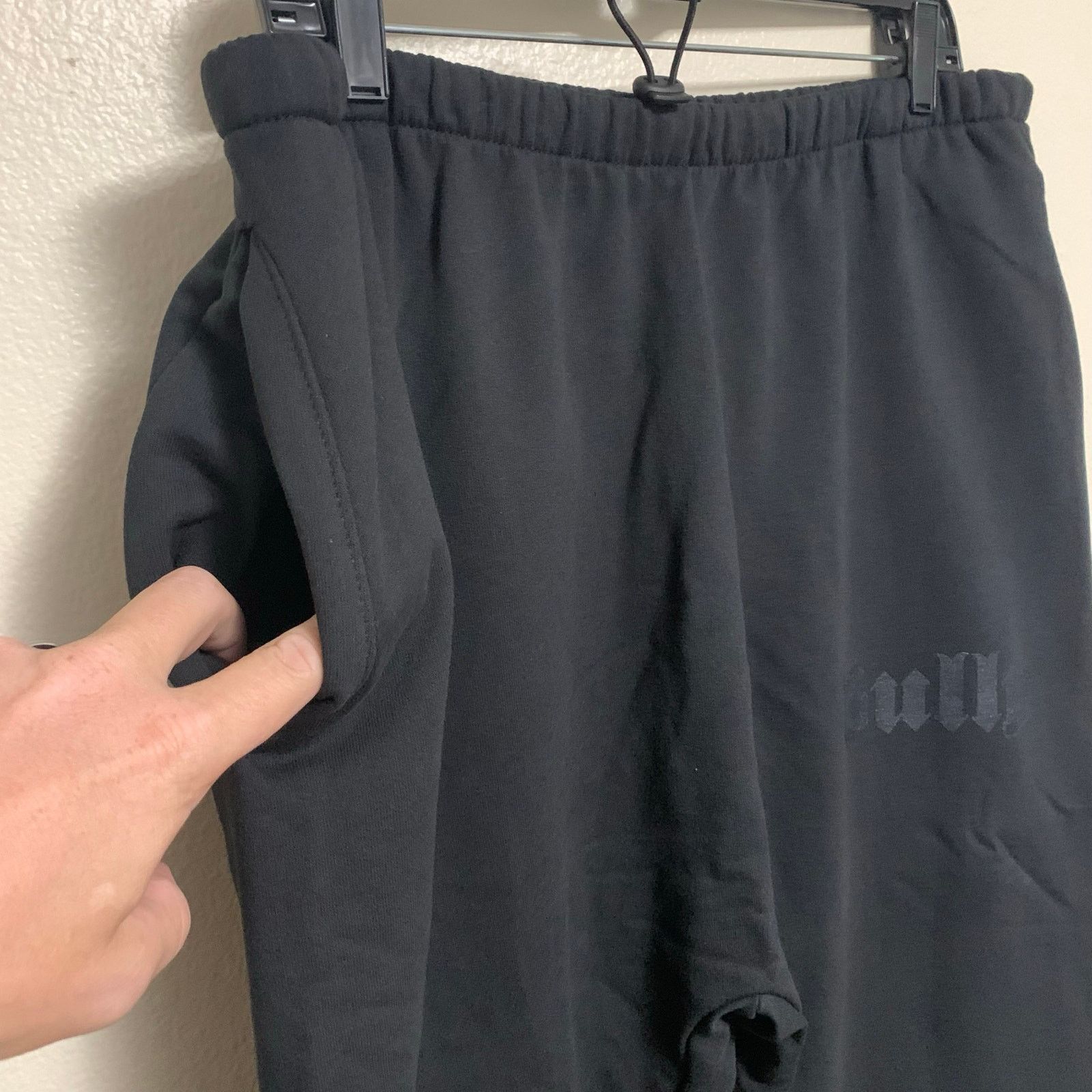 Yeezy NEW! Yeezy Yzy 'Bully' Fleece Sweatpants Mens Size 3 (L/XL) Size US 34 / EU 50 - 3 Thumbnail