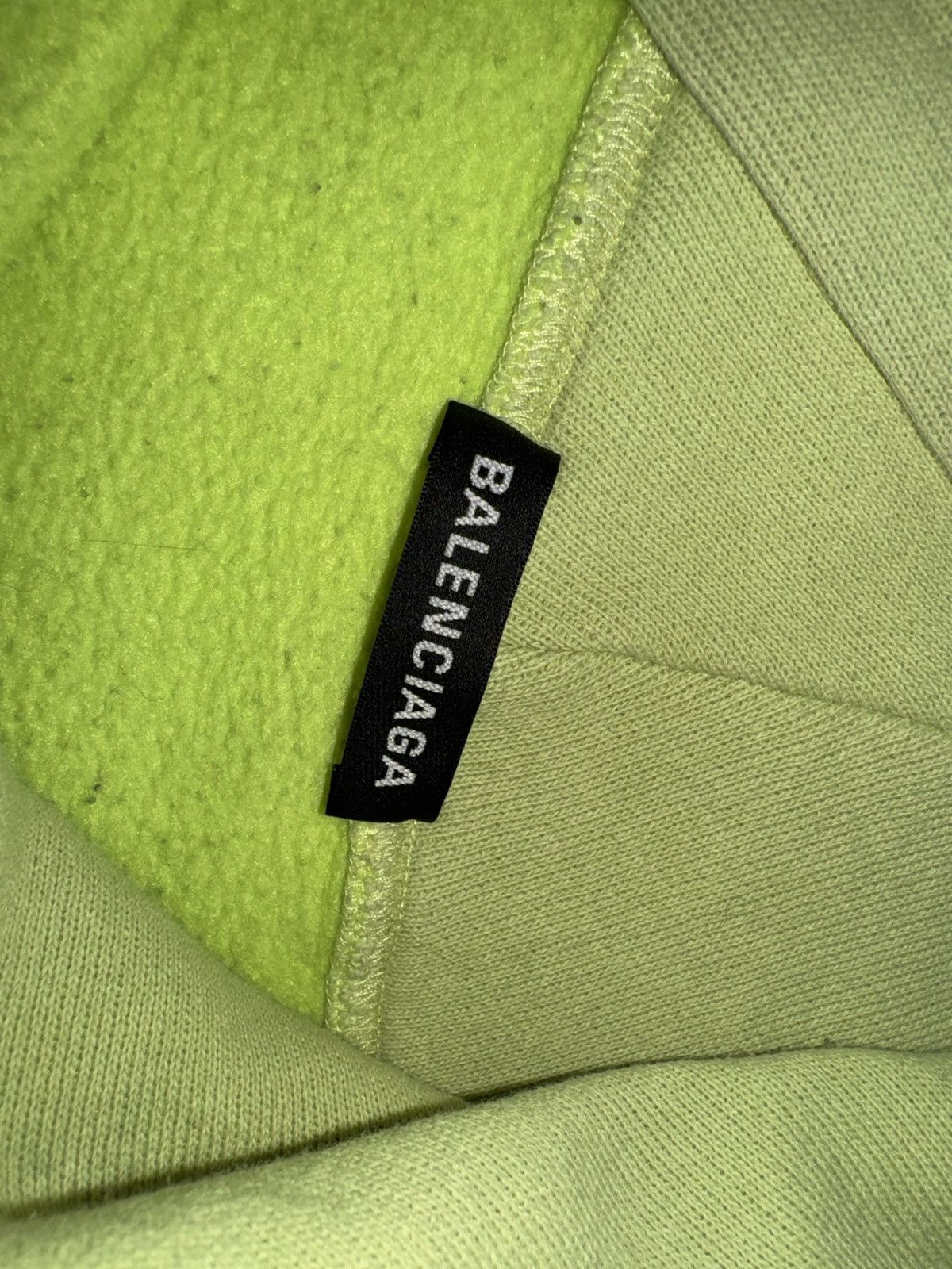 Balenciaga Neon World Food Programme / WFP Buttoned Hoodie Size US S / EU 44-46 / 1 - 4 Thumbnail