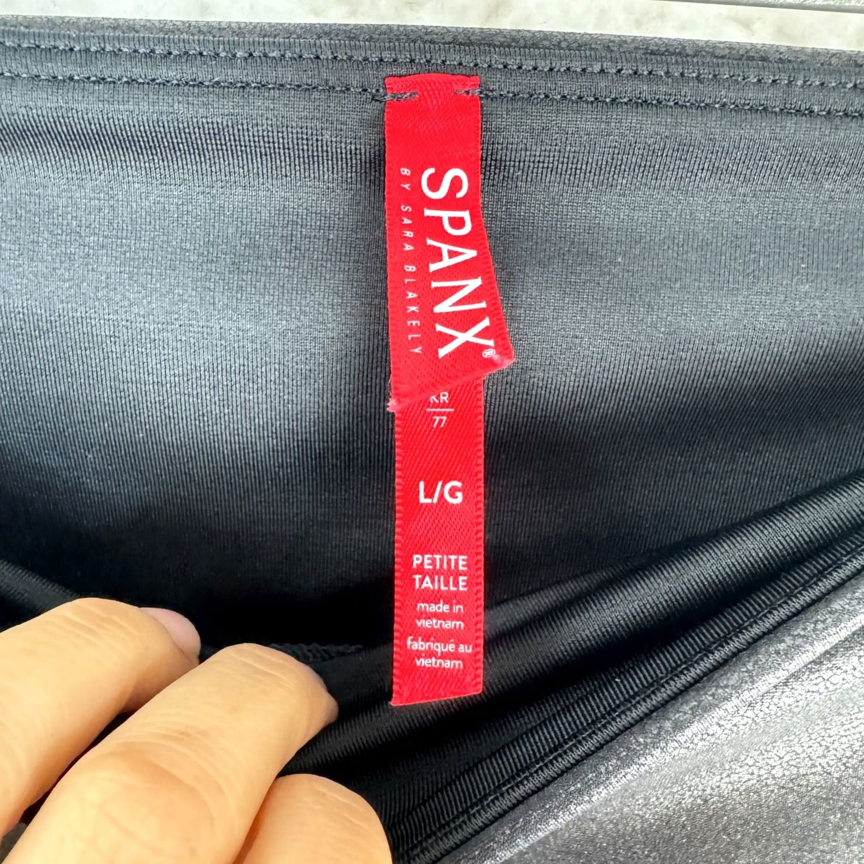 Spanx Spanx Leggings Women Large Petite Black Ankle Length Pull On Nylon Polyester Spandex Size 36" / US 14 / IT 50 - 4 Thumbnail