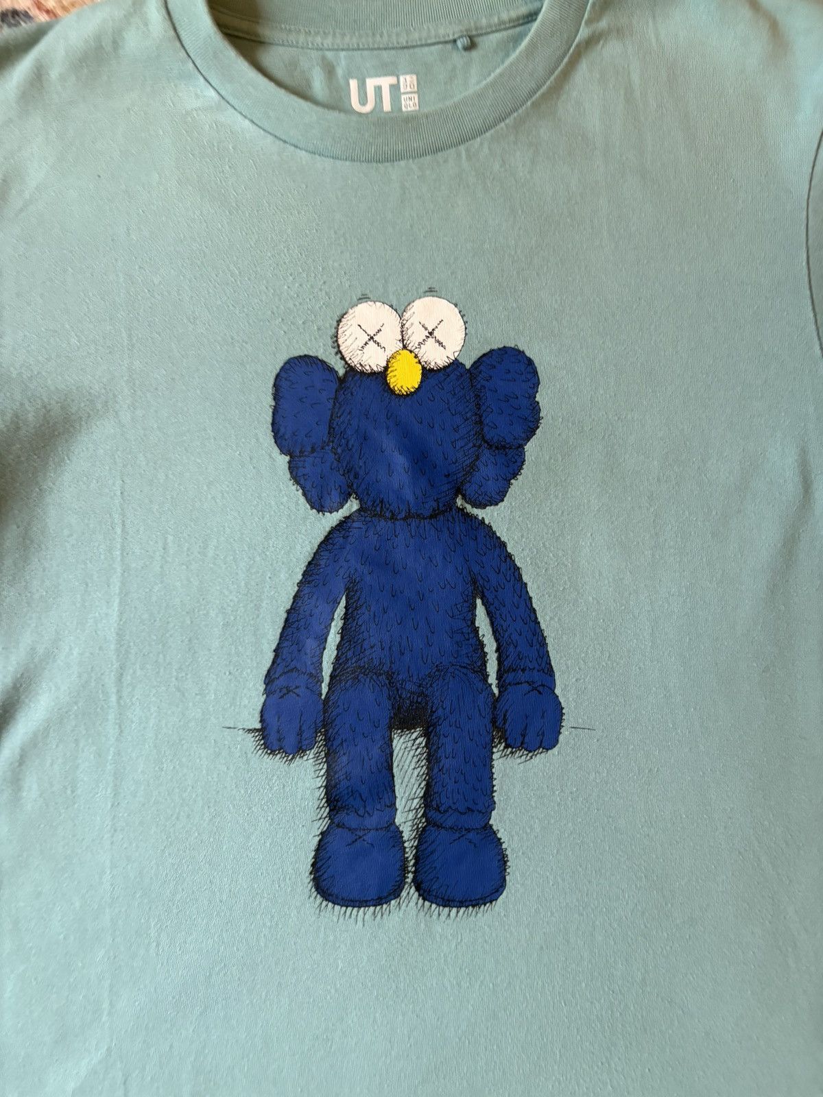 Uniqlo Uniqlo Kaws T-shirt Size XS Size US XS / EU 42 / 0 - 4 Thumbnail