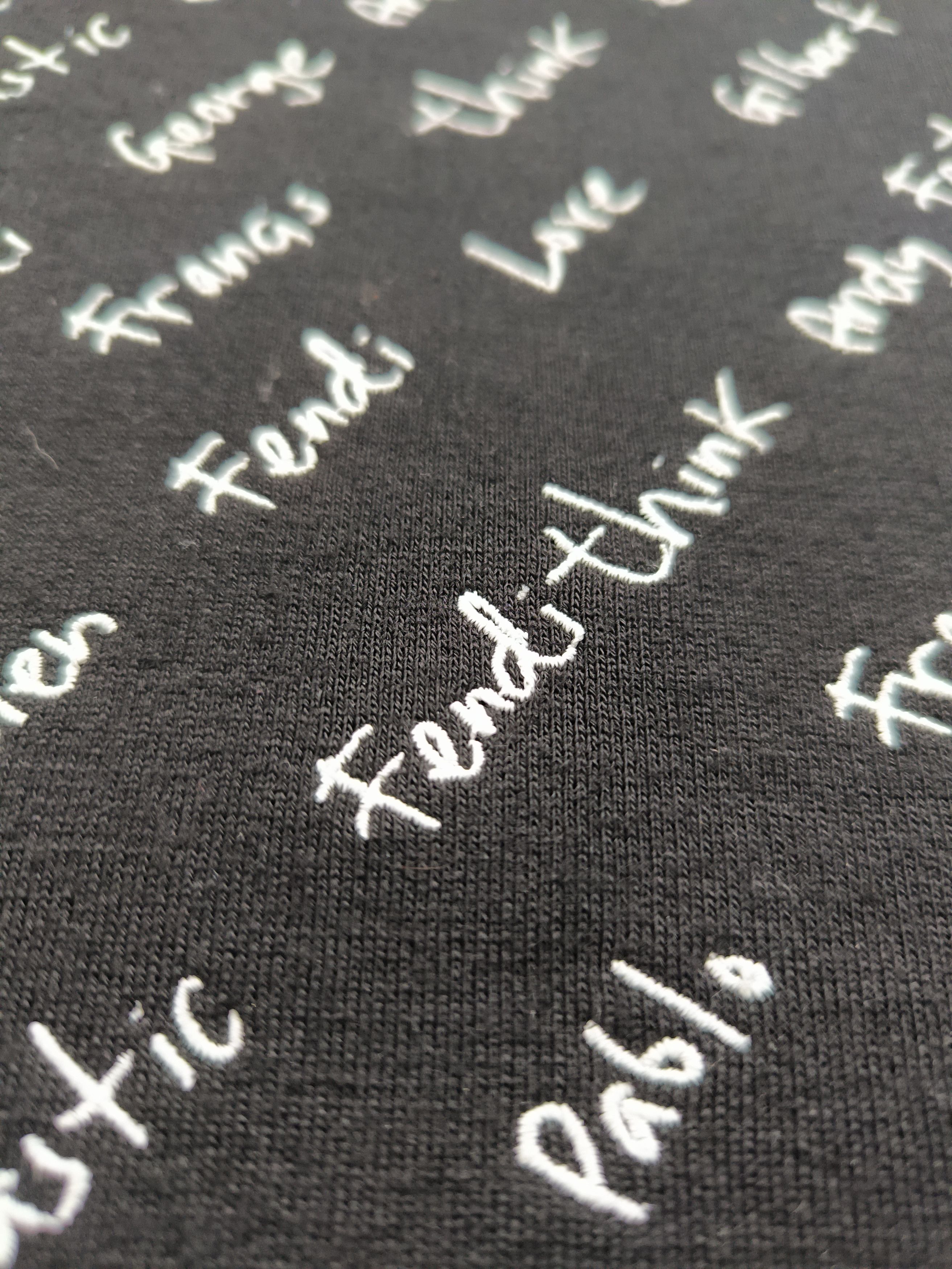 Fendi Fendi Black Crewneck, 46 IT, very good condition Size US S / EU 44-46 / 1 - 3 Thumbnail