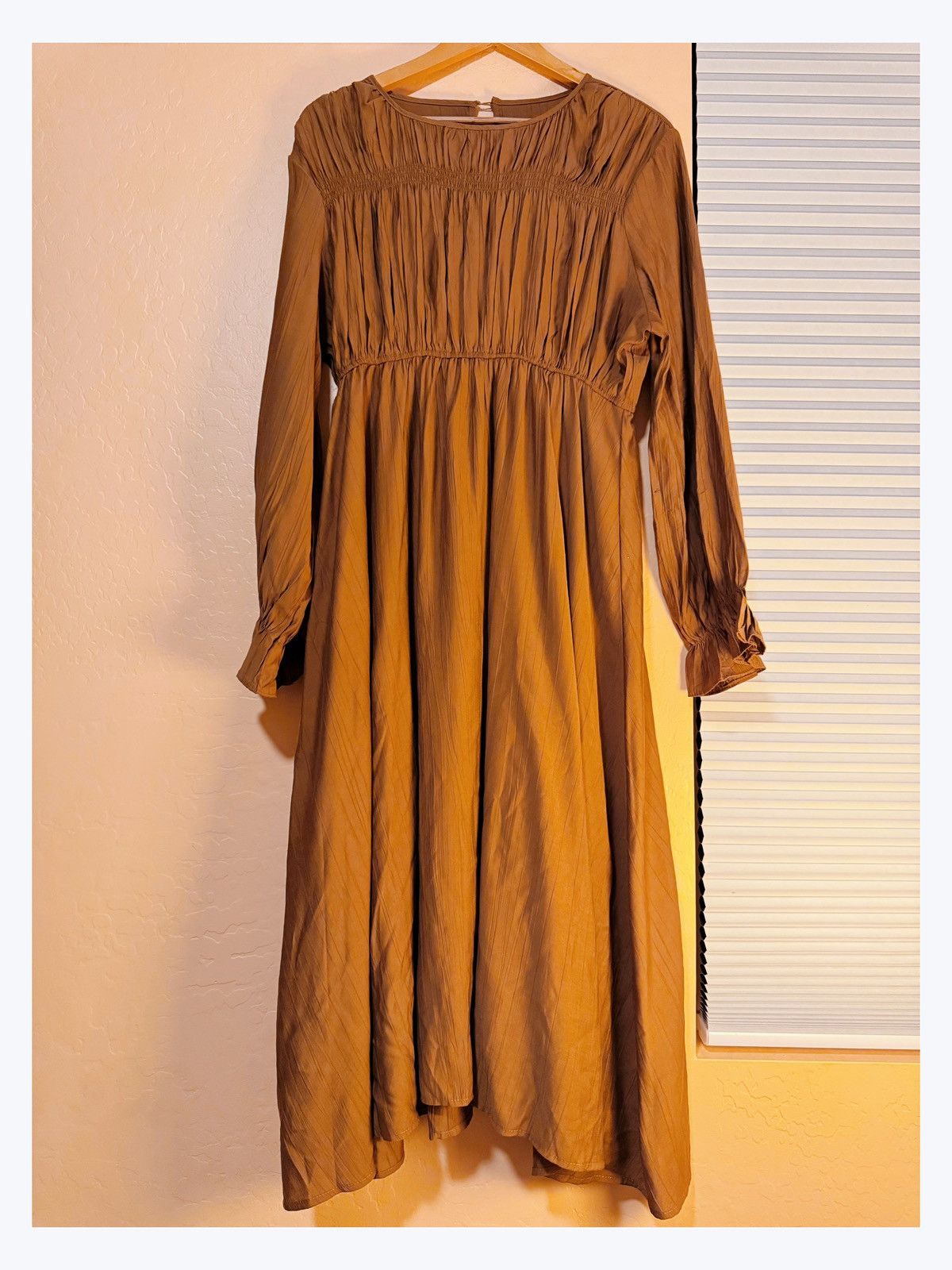 🍂 Flowy Boho Prairie Dress – Rust Brown