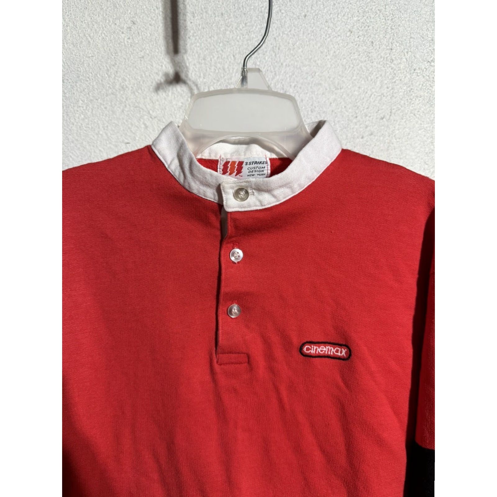 Vintage VINTAGE 80s 90s Cinemax Henley Pullover Sweatshirt M Showtime HBO Movie Channel Shirt Mens Red 3 Strikes Logo Embroidered 90s Theme Size US M / EU 48-50 / 2 - 3 Thumbnail