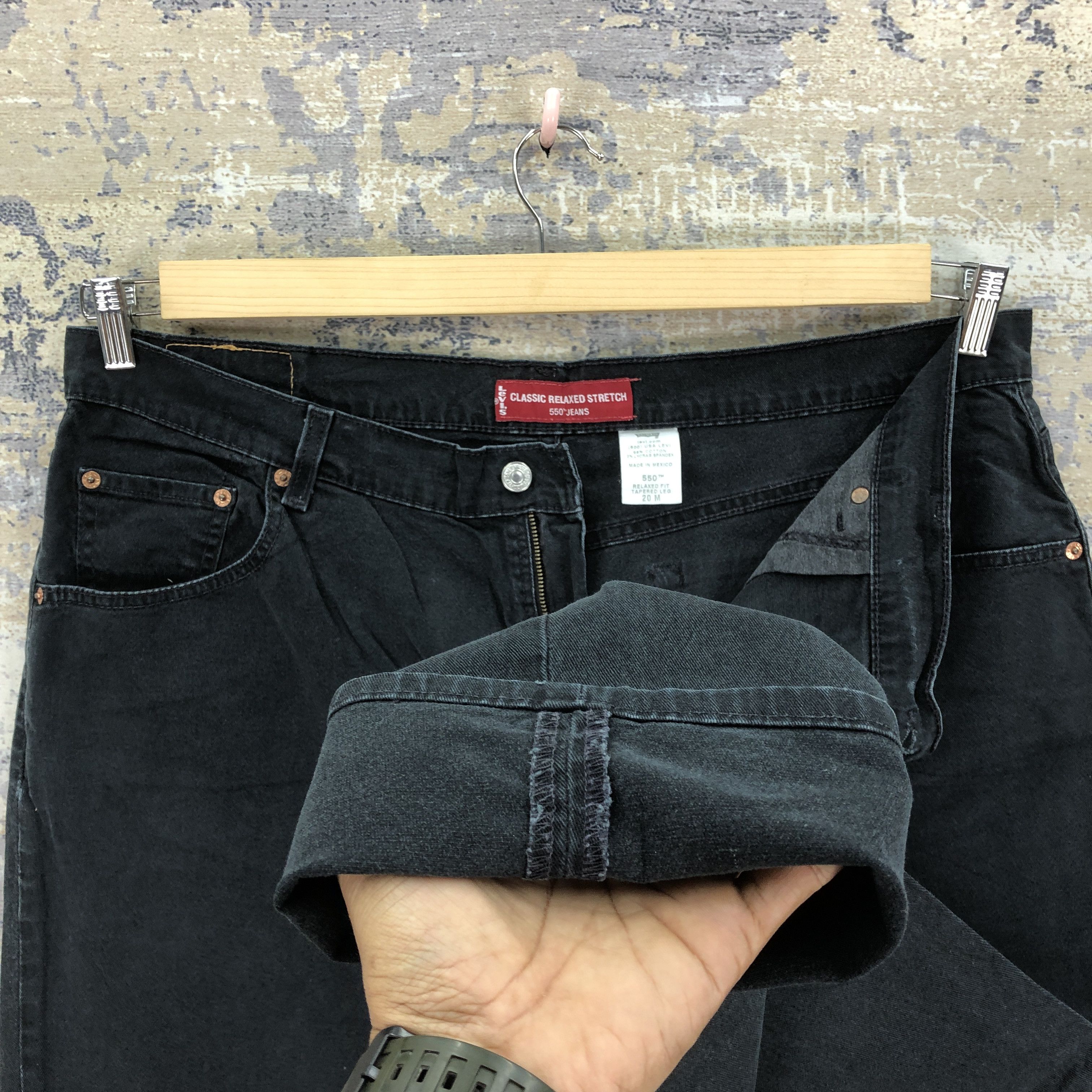 Levi's Vintage Y2K Levis Super Black Jeans Levi's Tapered Denim Size US 40 / EU 56 - 9 Thumbnail