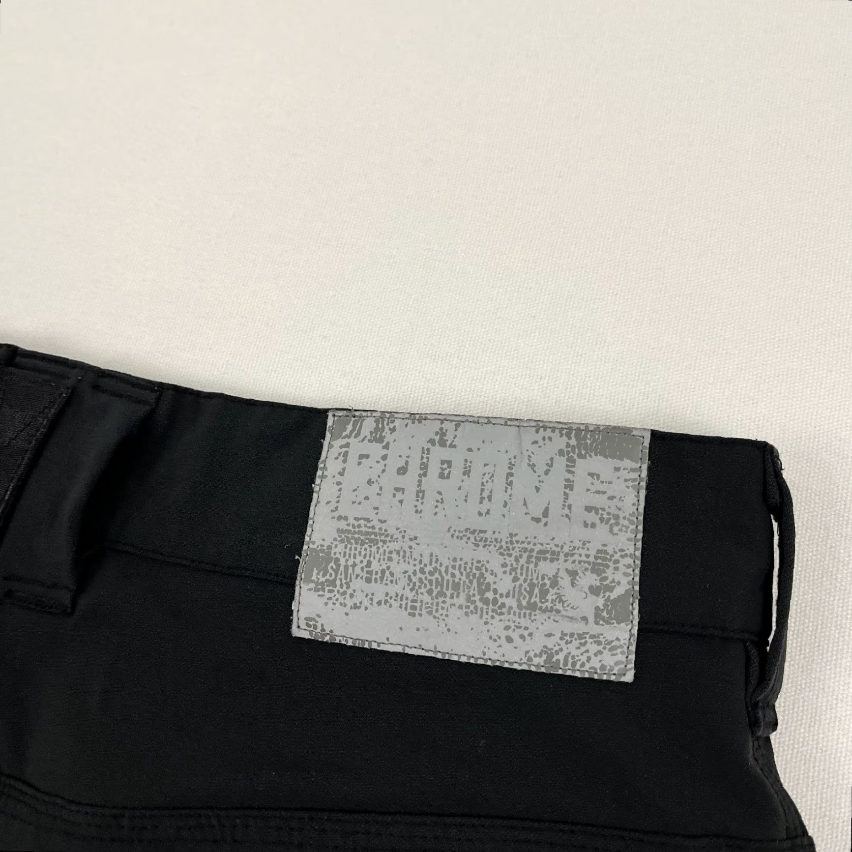 Vintage Chrome Industries Shorts Mens 31 Chrome Industries Shorts Urban Utility Chino Flat Front Black 31 Inseam 10" Regular Mens Size US 31 - 5 Thumbnail