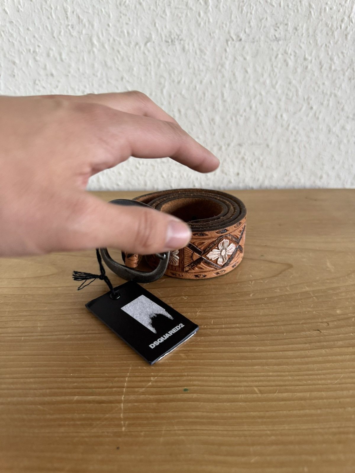 Dsquared2 Tooled Floral Leather Belt Size 28 - 3 Thumbnail