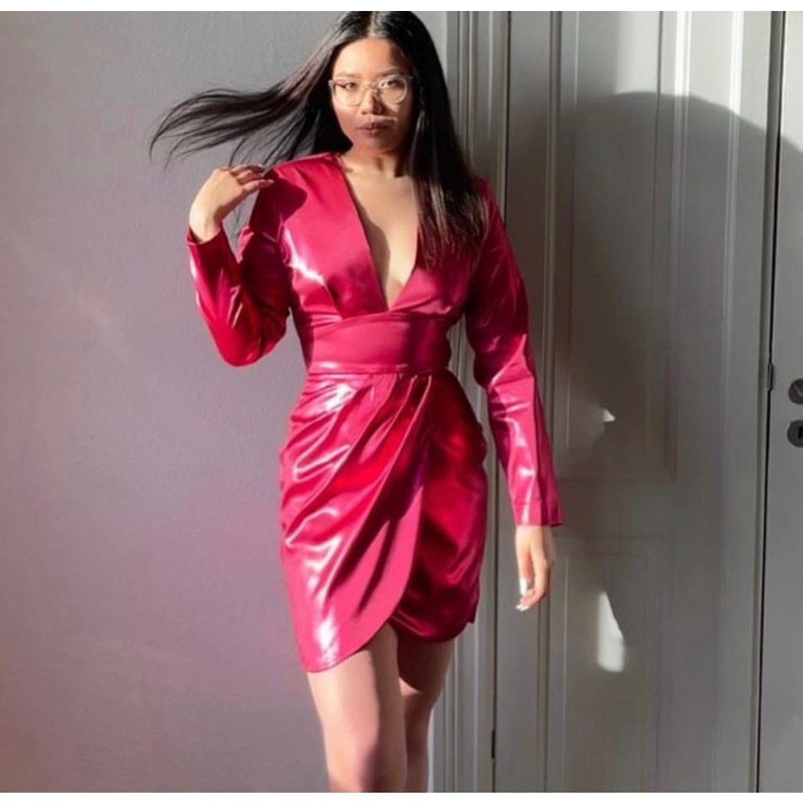 Zara ZARA BLOGGER FAVORITE LAMINATED MINI DRESS FUCHSIA Size M / US 6-8 / IT 42-44 - 2 Thumbnail