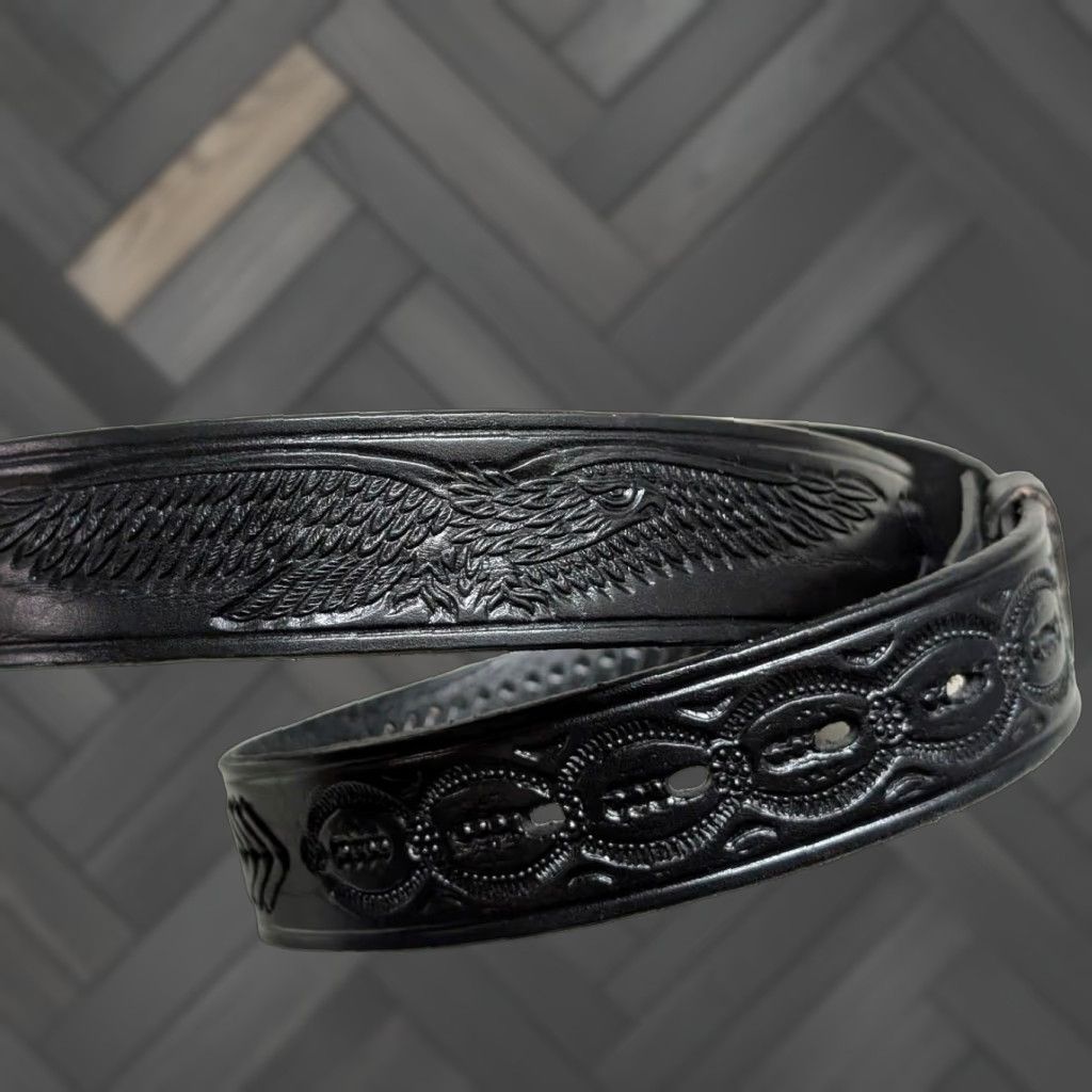 Vintage VINTAGE handcrafted western belt EAGLE buckle 42 belt Men Cowhide Leather Tooled Studded 1-1/2" Width Black 1980's Mens Size 42 - 1 Thumbnail