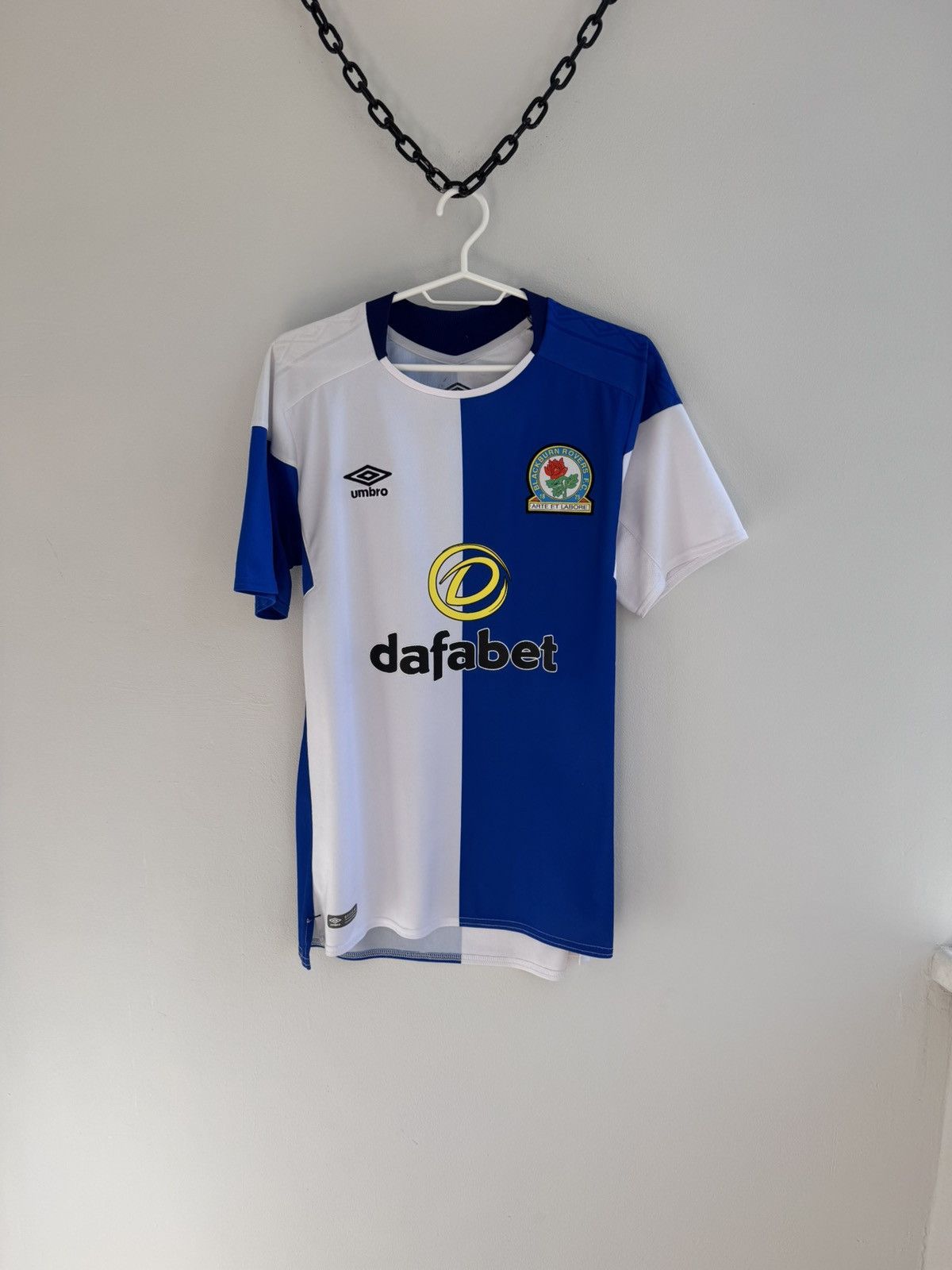 Umbro Blackburn Rovers 2017 2018 Home Football Soccer Shirt Jersey Size US M / EU 48-50 / 2 - 1 Thumbnail