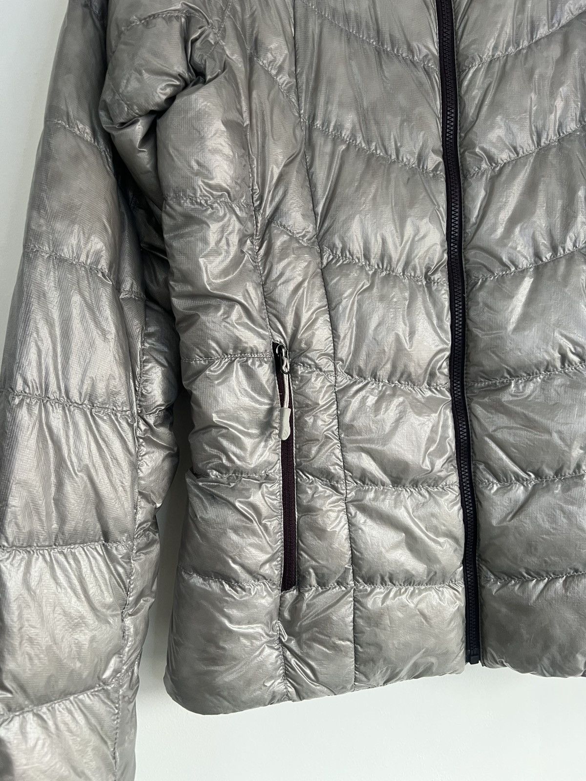 The north face puffer jacket xs grey translucent