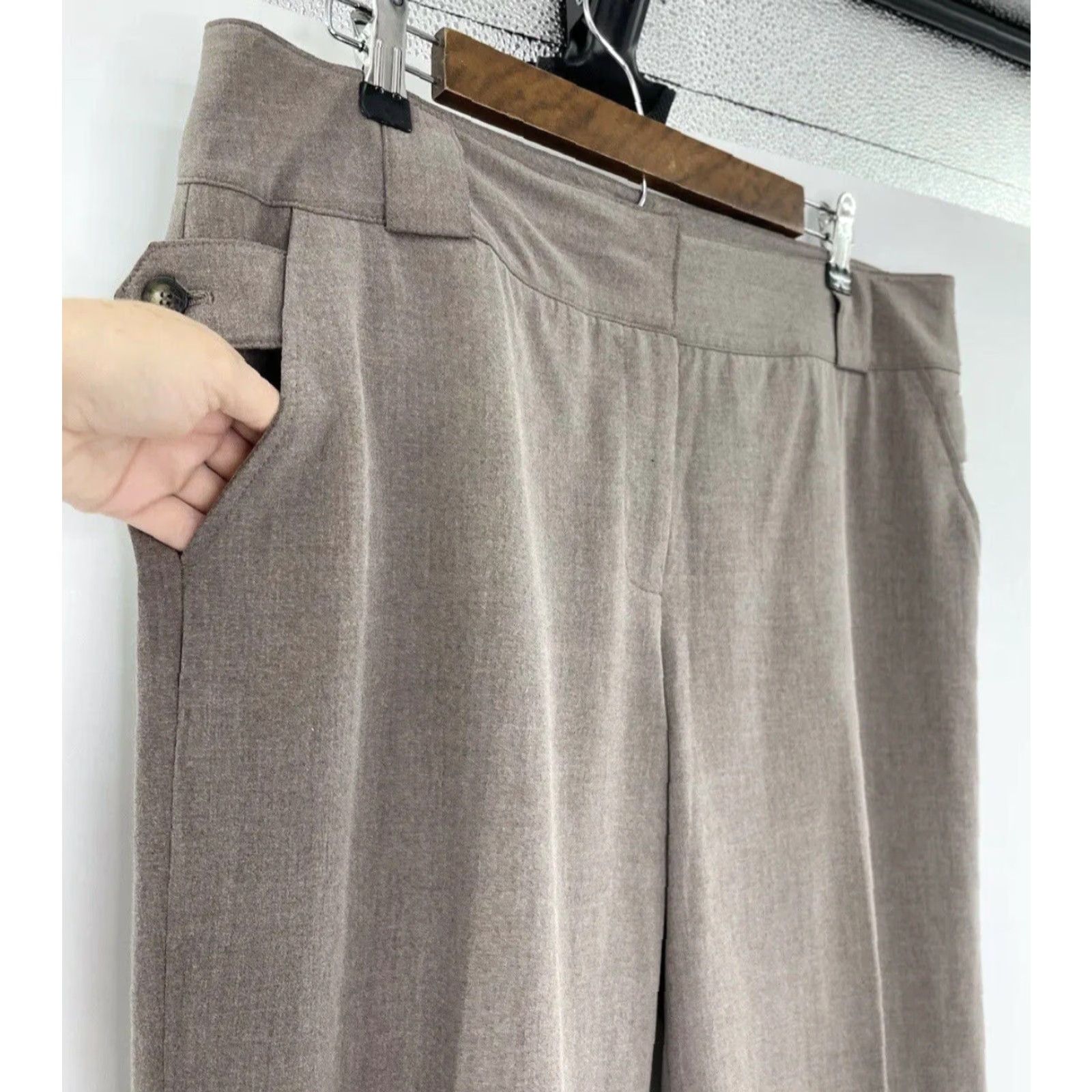 Michael Kors MICHAEL KORS Dress Pants Brown Wide-Leg Pockets 32 Inseam 12 Hemmed Womens Regular XS-XL? No, Size 12 Size 34" / US 12 / IT 48 - 3 Thumbnail