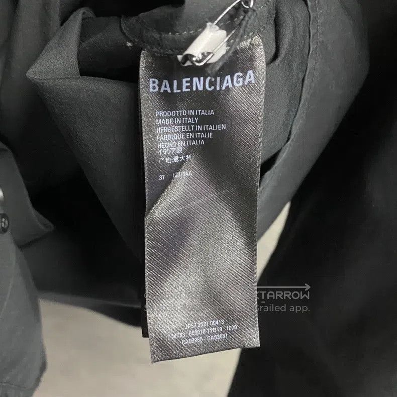 Balenciaga Balenciaga size 37 shirt Size US S / EU 44-46 / 1 - 3 Thumbnail