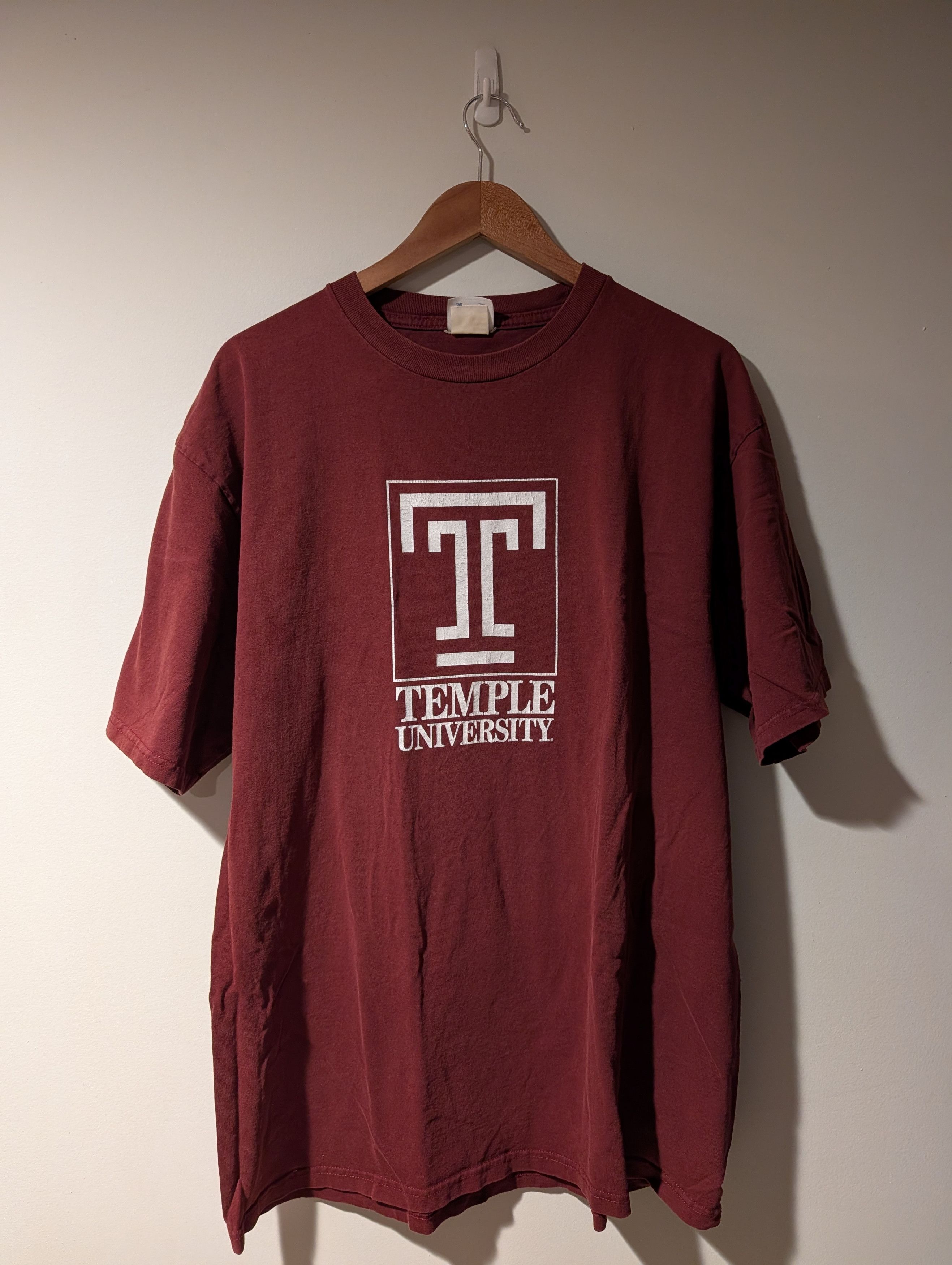 Champion Vintage 90s Temple University Center Logo Champion T-Shirt Size US XL / EU 56 / 4 - 1 Thumbnail