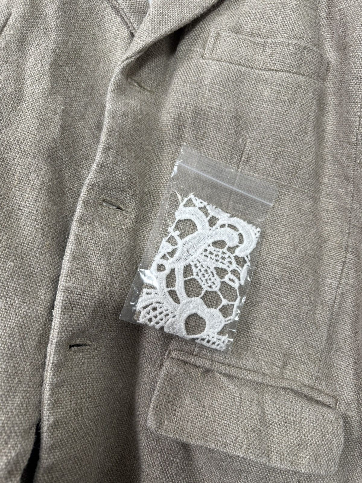 Comme des Garcons Comme des Garçons SS26 Deconstructed Lace Panel Linen Blazer Size US S / EU 44-46 / 1 - 13 Thumbnail