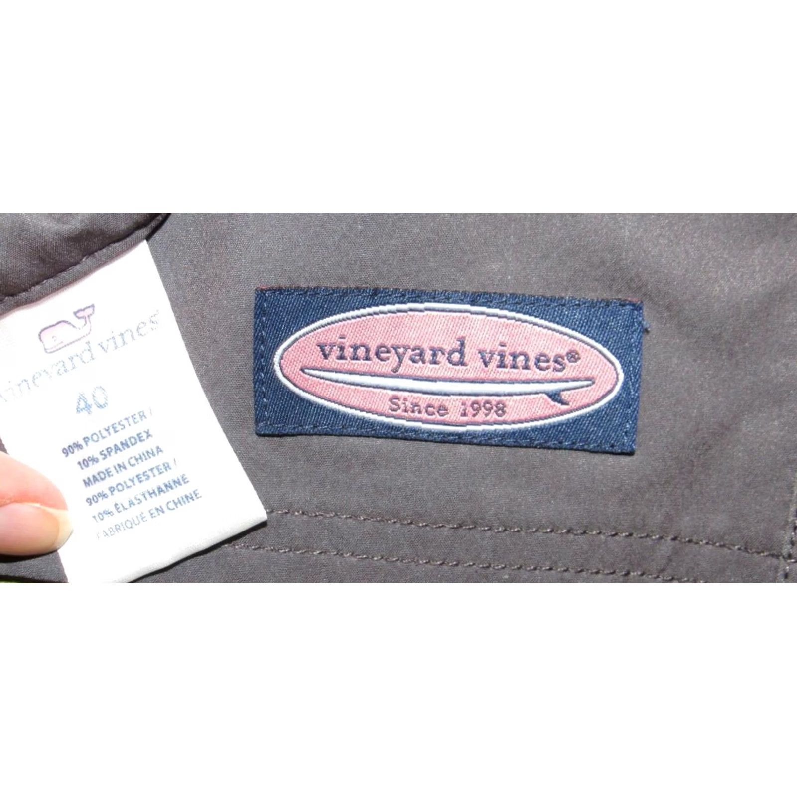 Vineyard Vines VINEYARD VINES Grey 9" Board Shorts Swim Trunks 40 Mens, Gray, Board Shorts, 40, 9" Outseam, Polyester Spandex, Vintage? Size US 40 / EU 56 - 4 Thumbnail