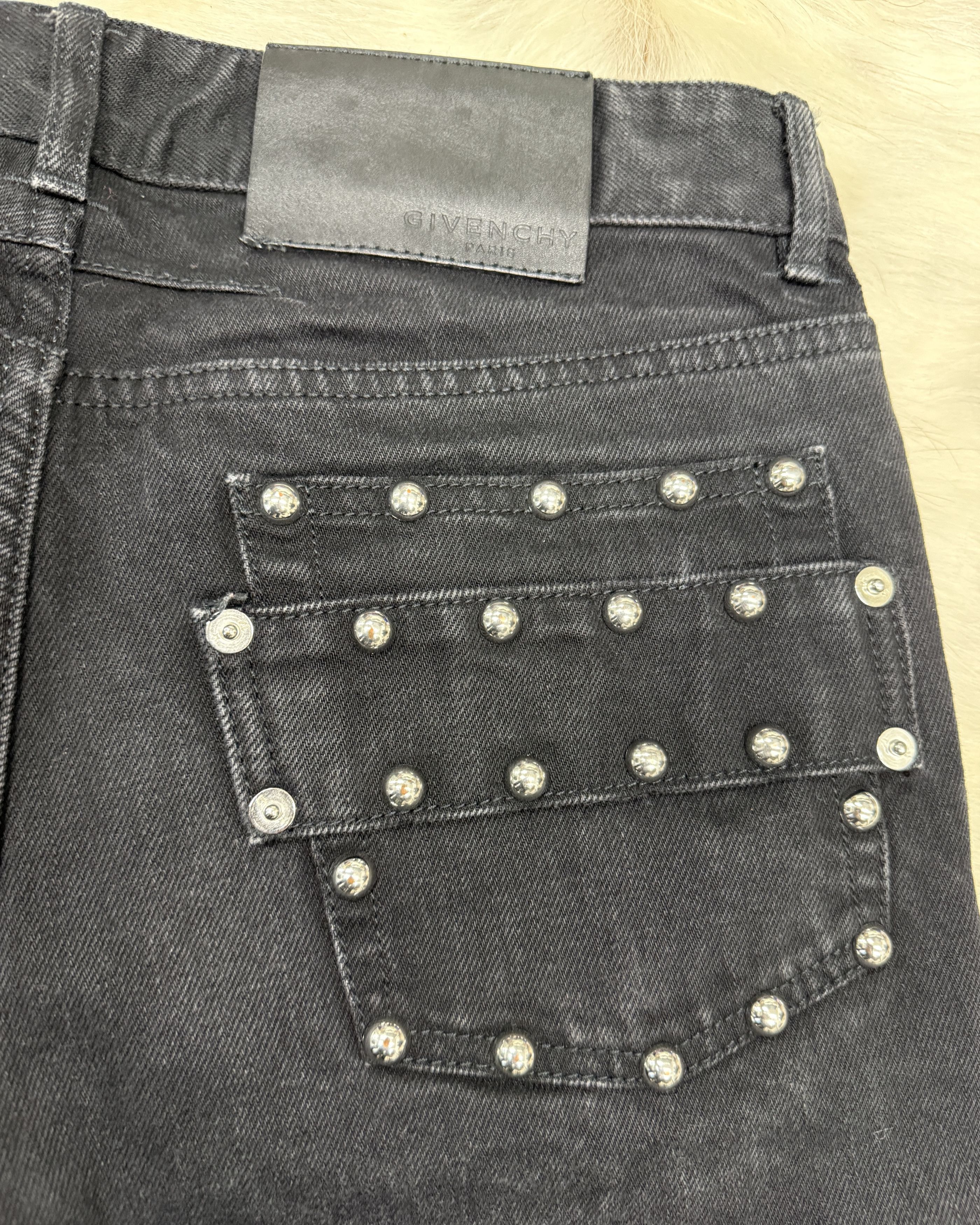 Givenchy Givenchy 16SS Back Pocket Studded Slim Denim Jean Size US 29 - 2 Thumbnail