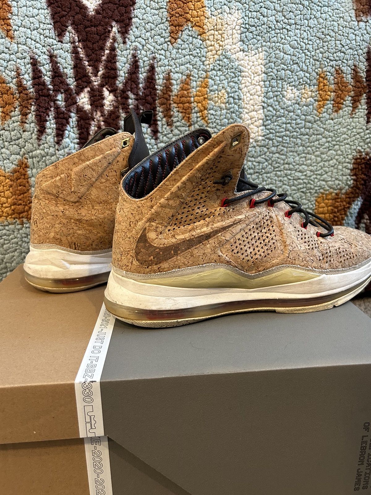 Nike Lebron 10 Cork Size US 11.5 / EU 44-45 - 2 Thumbnail