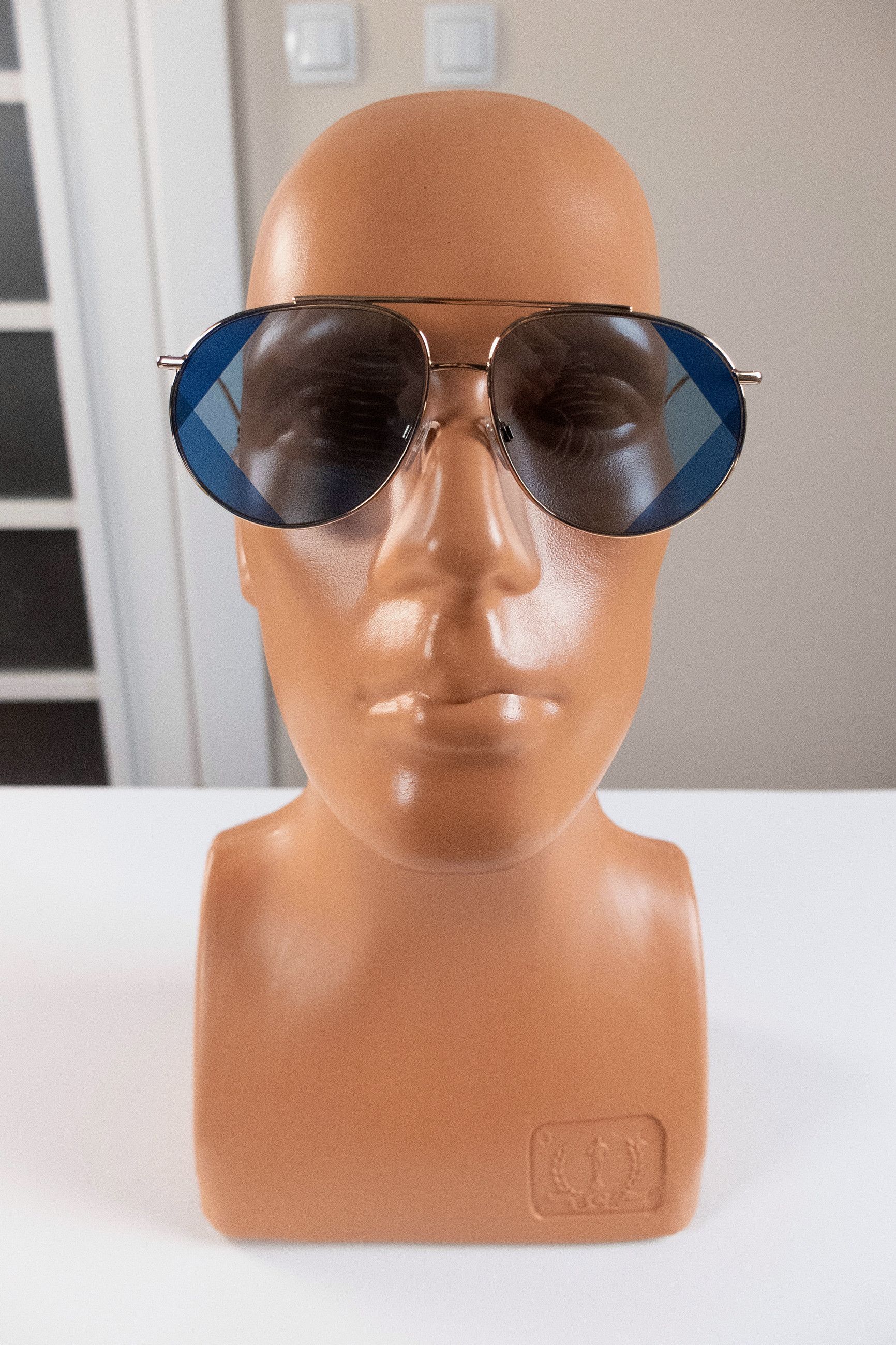 Burberry BURBERRY gold tone & blue metal aviator sunglasses Size ONE SIZE - 10 Thumbnail