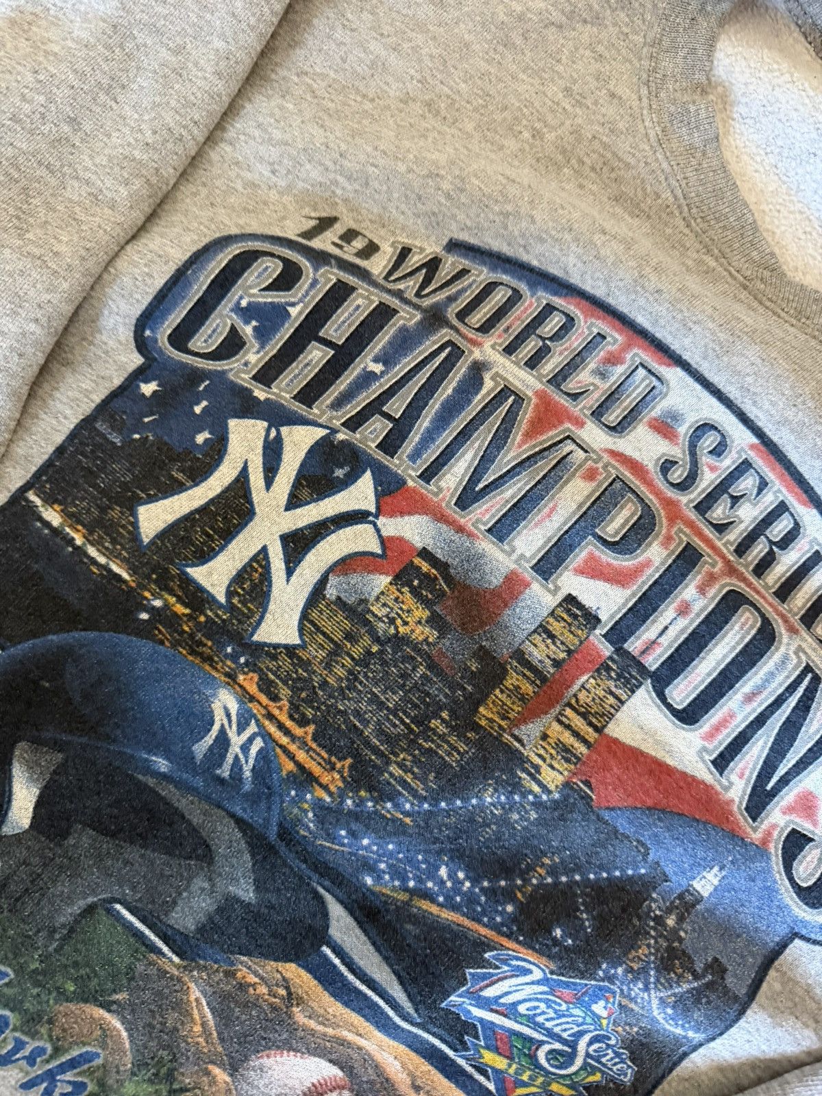 New York Yankees 1998 world series champions ny yankees vintage crewneck Size US XL / EU 56 / 4 - 2 Thumbnail