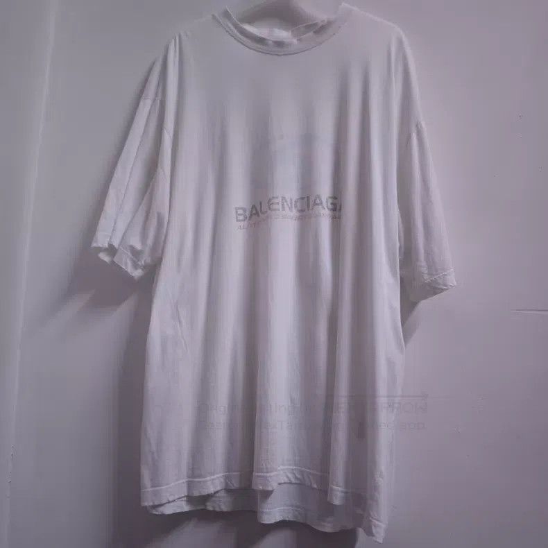 Balenciaga Balenciaga Distressed White Short Sleeve T-Shirt Size US M / EU 48-50 / 2 - 1 Thumbnail