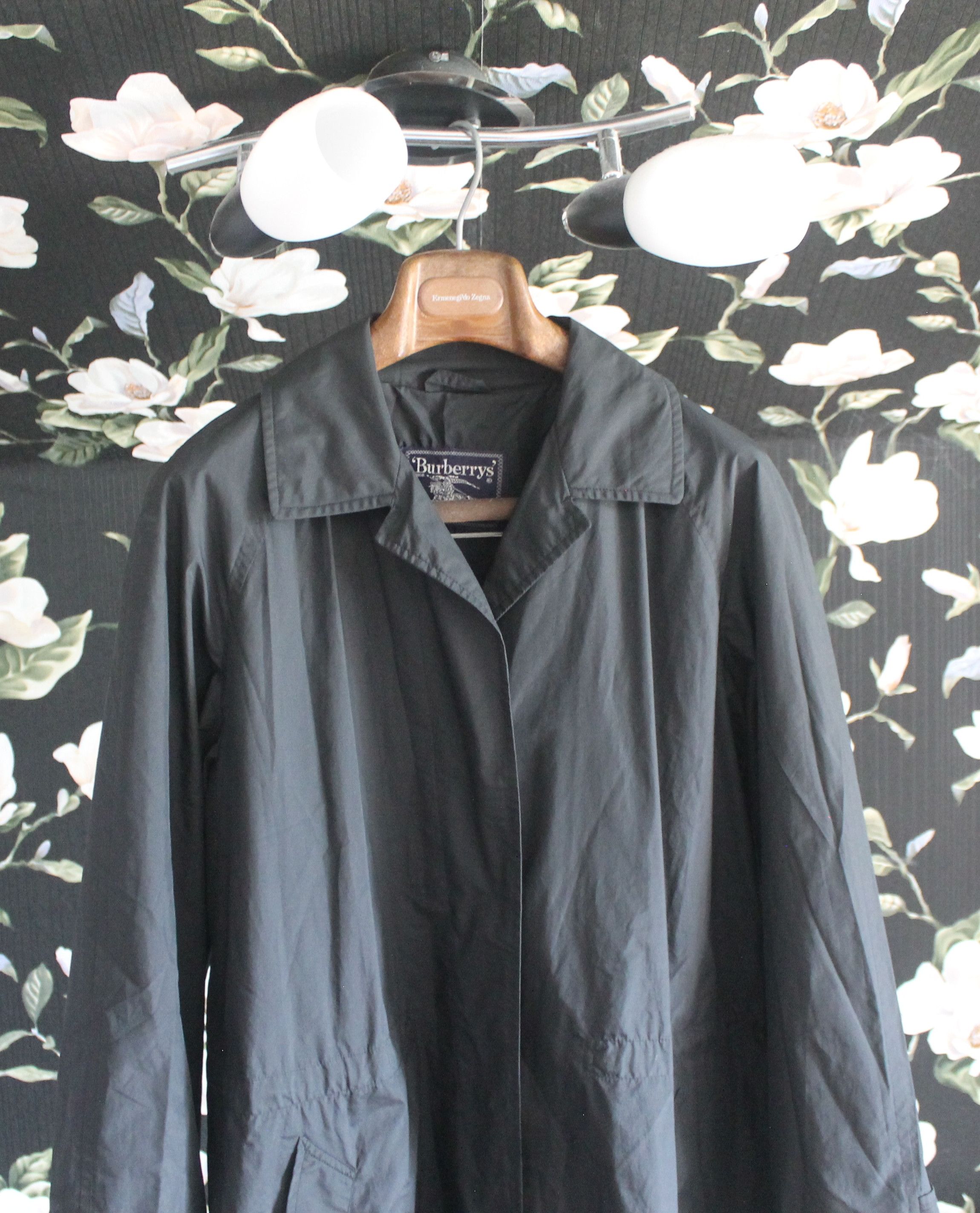 Vintage Burberrys Nylon Light Jacket