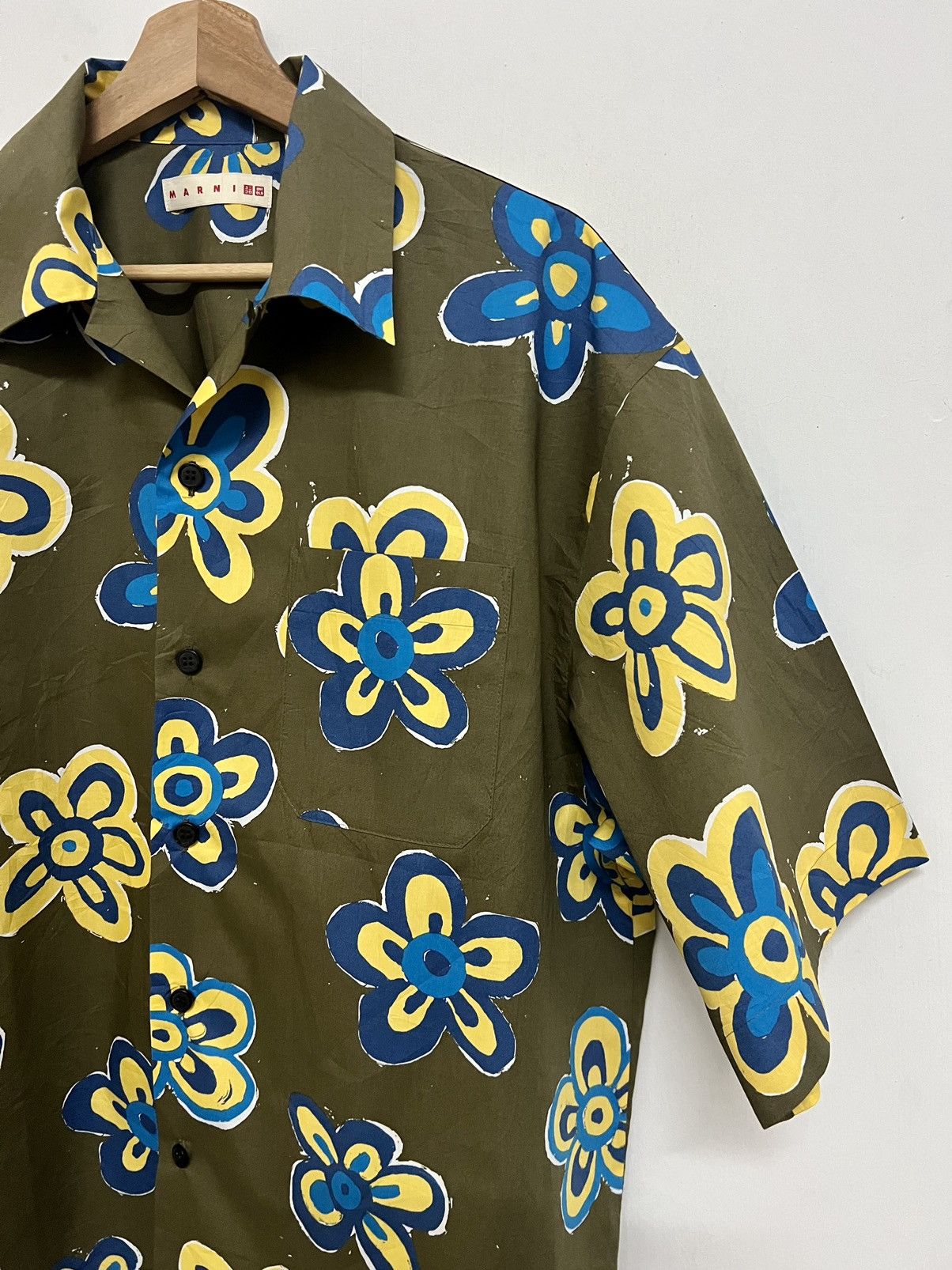 Marni × Uniqlo Marni Uniqlo Oversized Printed Open Collar Shirt Size US M / EU 48-50 / 2 - 4 Thumbnail