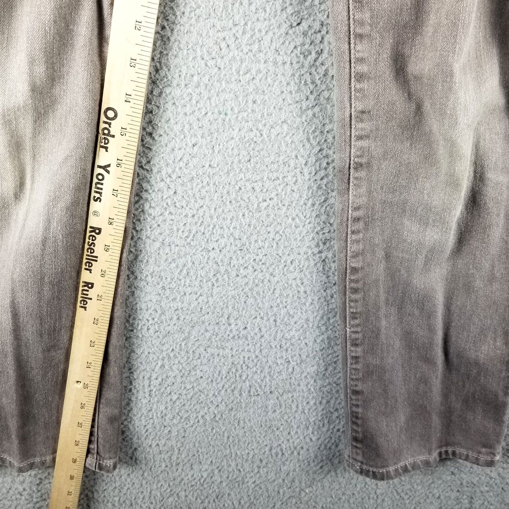Vintage Chico's Platinum Denim Ultimate Fit Slim Leg Tan Jeans Womens Size 1 32x29 5-Pocket Embroidered Medium Wash Denim Casual Pants Size 25" / US 0 / IT 36 - 7 Thumbnail