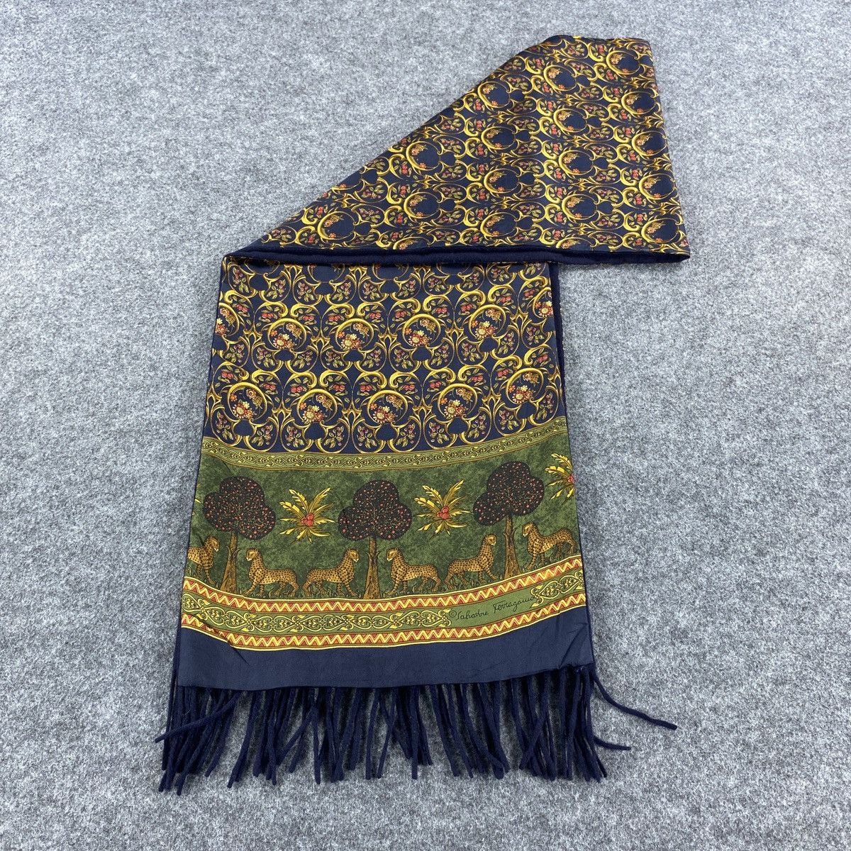 Salvatore Ferragamo × Vintage Salvatore Ferragamo Scarf # D650 # Muffler # Neckwear Size ONE SIZE - 8 Thumbnail