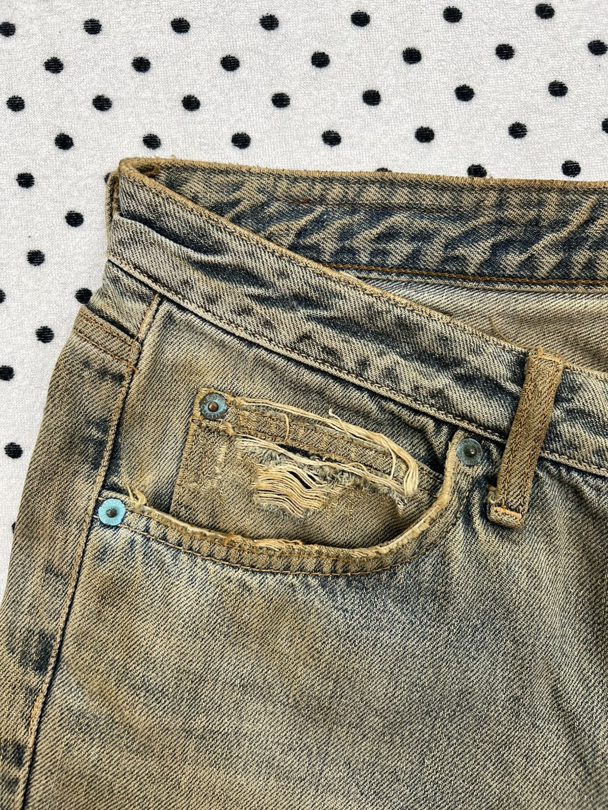 Edwin Edwin 503 Low Rise Dirty Distressed Jeans Size US 31 - 15 Thumbnail