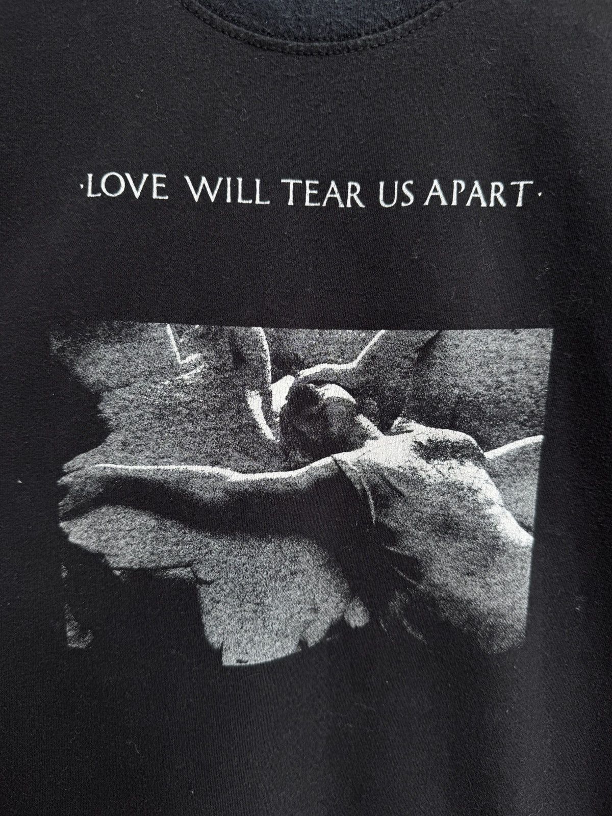 Band Tees Joy Division Love Will Tear us Apart 90s t shirt Tee Rock Size US L / EU 52-54 / 3 - 4 Thumbnail