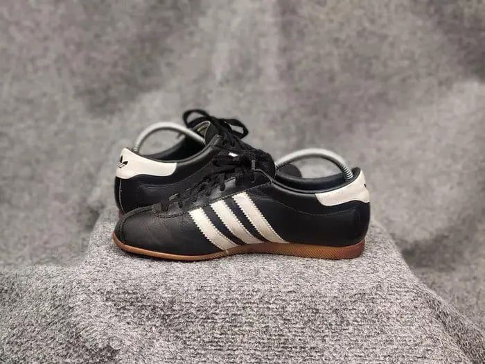 Adidas Vintage Adidas Originals Rekord Black Leather Sneaker Y2K Size US 6 / EU 39 - 11 Thumbnail