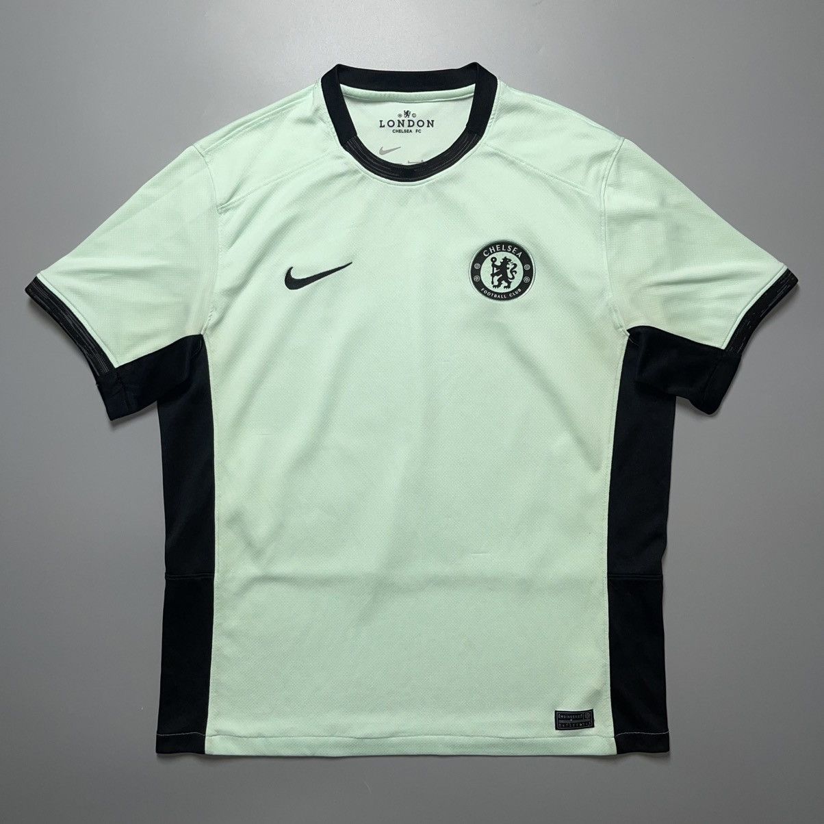 Nike CHELSEA NIKE 2023/2024 FOOTBALL THIRD JERSEY #20 COLE PALMER Size US L / EU 52-54 / 3 - 2 Thumbnail