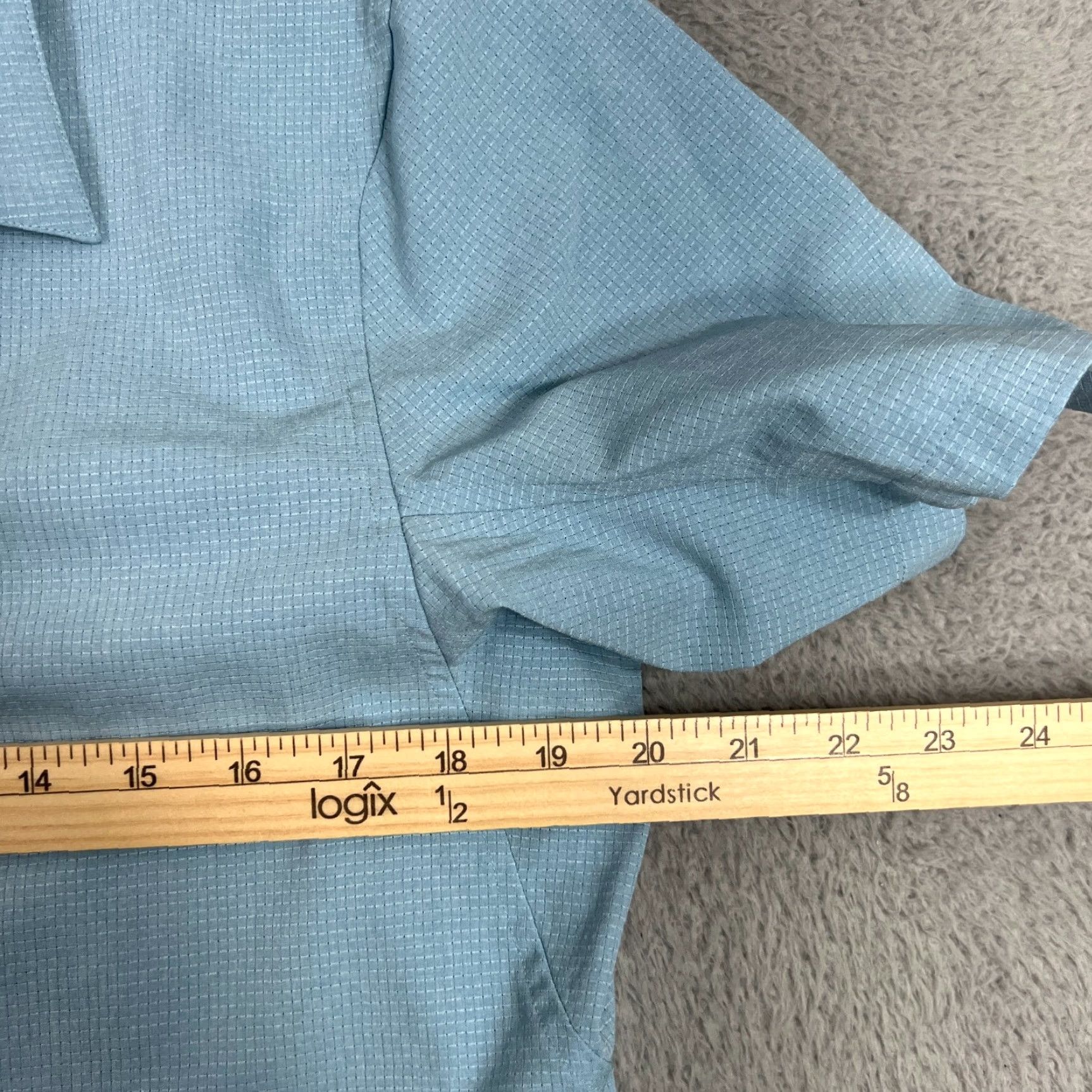 Lululemon Lululemon Airing Easy Short Sleeve Button-Up Shirt Mens M Blue Lightweight Breathable Quick Dry Vented Logo Size US M / EU 48-50 / 2 - 5 Thumbnail