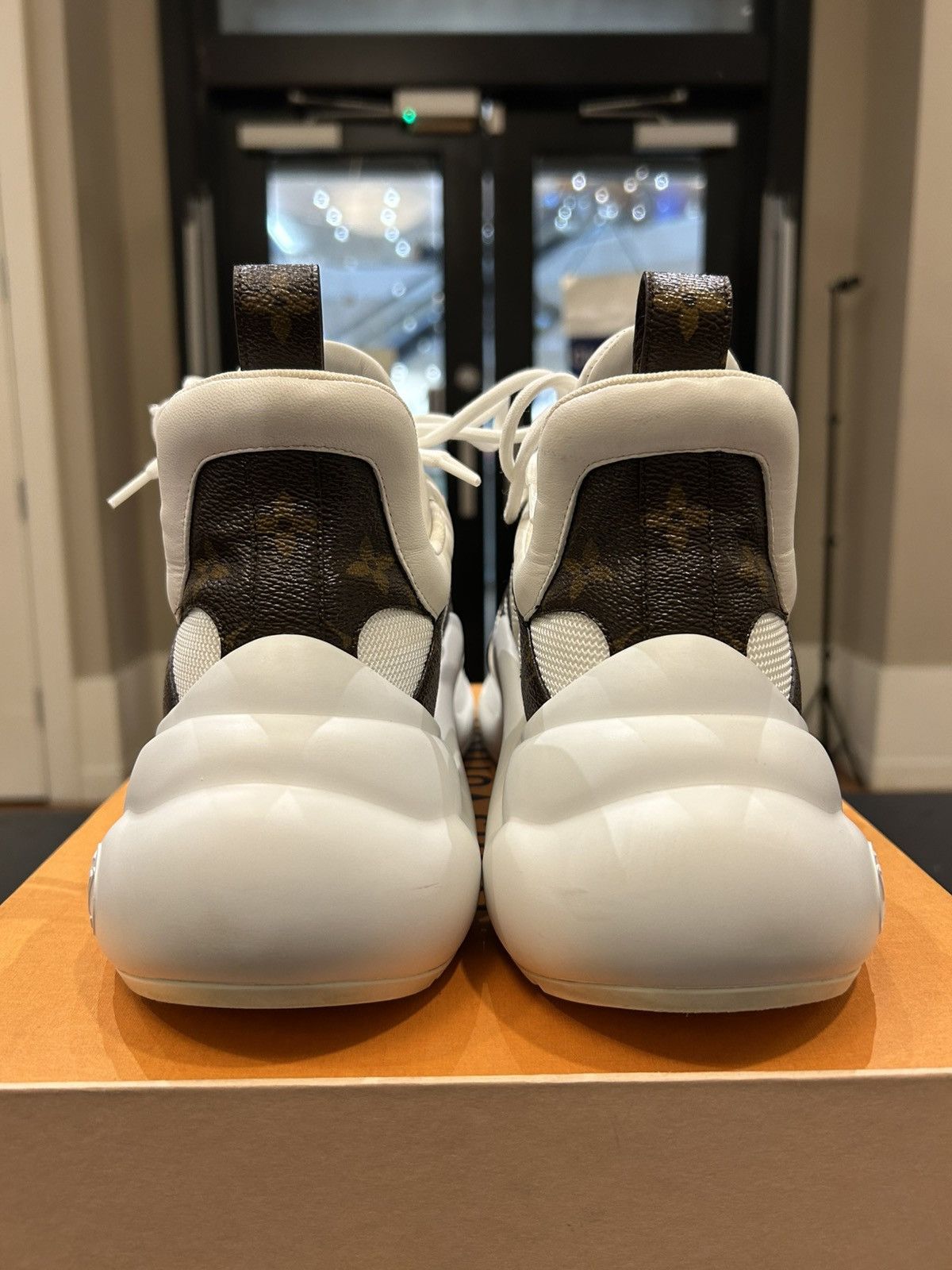 Louis Vuitton Louis Vuitton Archlight Sneakers - Brown Monogram/white Size US 9 / EU 42 - 3 Thumbnail