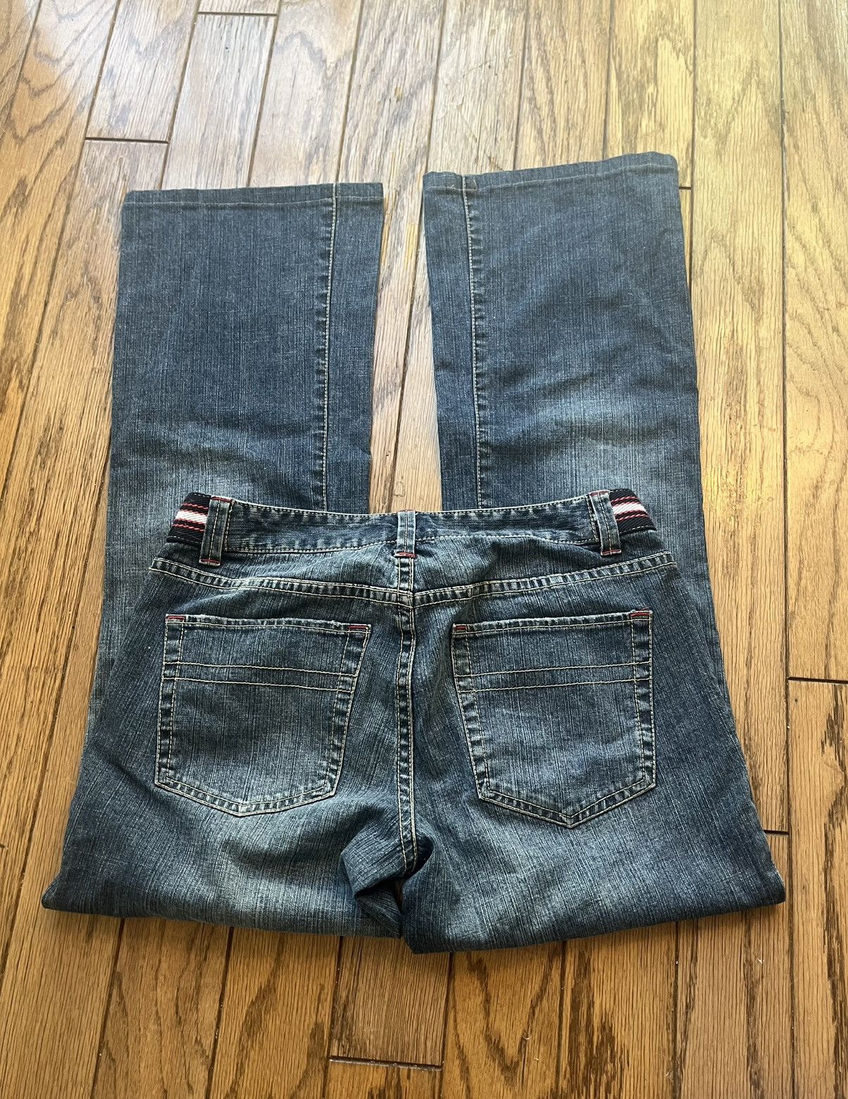 Tommy Jeans Tommy Hilfiger denim flare jeans Size 28" / US 6 / IT 42 - 2 Thumbnail
