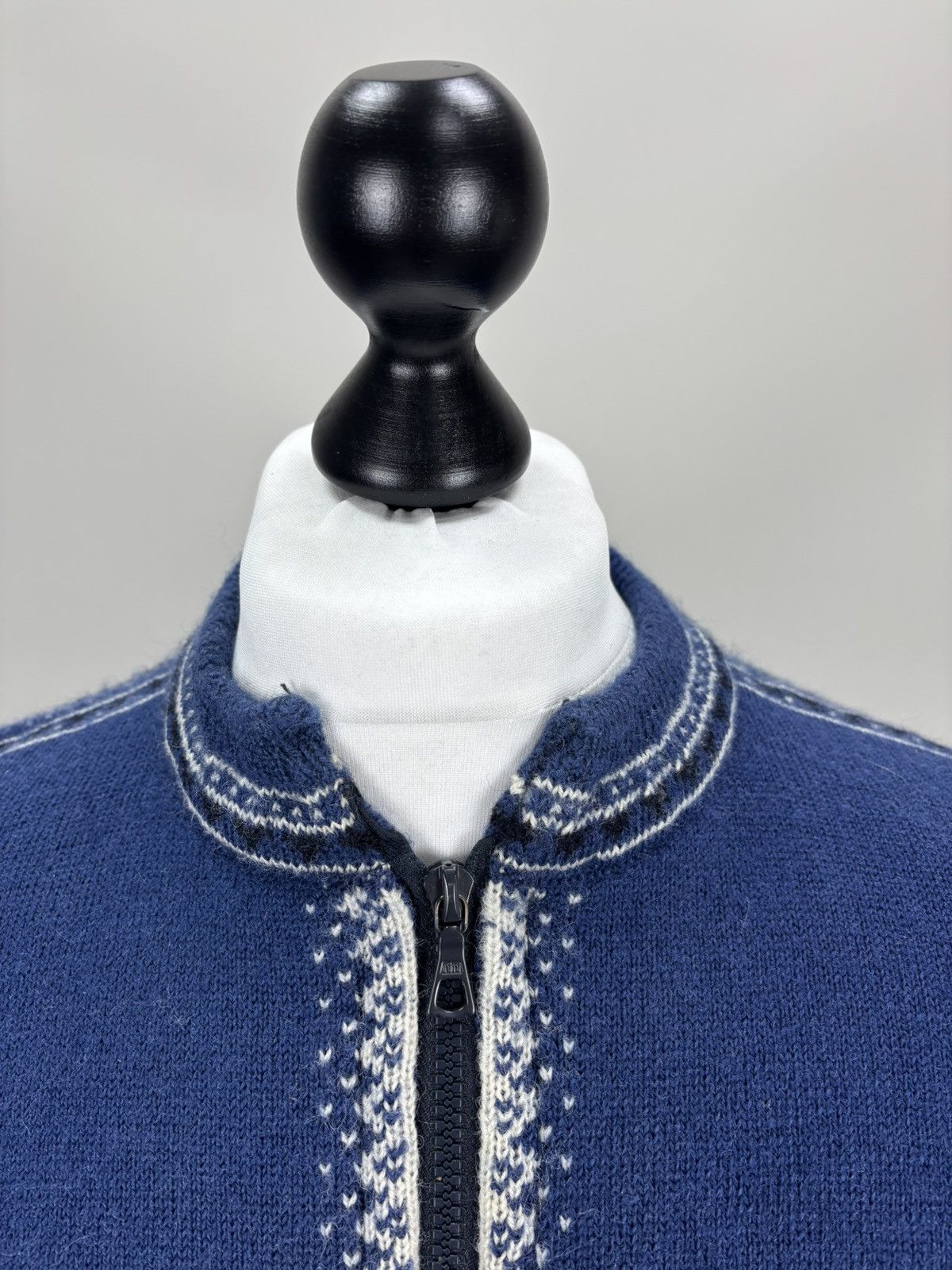 Dale Of Norway Mens sweater Dale of Norway Size M/L Color Blue Size US M / EU 48-50 / 2 - 4 Thumbnail