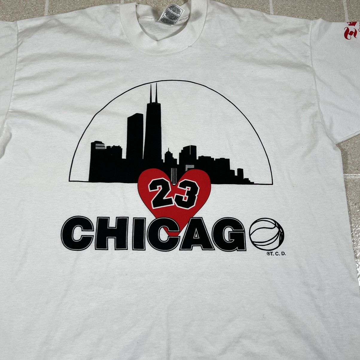 Other Vintage Chicago 23 Windy City Tshirt Size 2XL Size US XXL / EU 58 / 5 - 2 Thumbnail