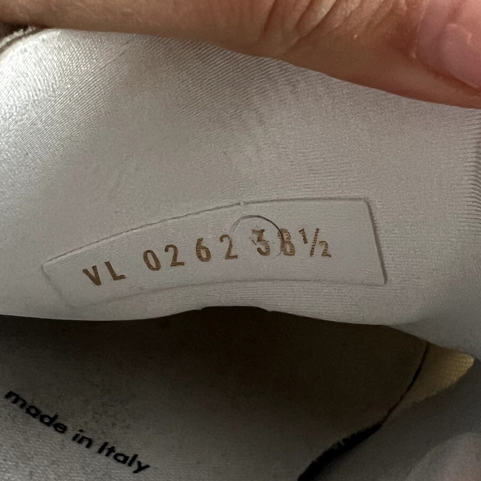 Louis Vuitton Louis Vuitton Run 55 cloth leather trainers size 38.5 FR Size US 7 / IT 37 - 4 Thumbnail