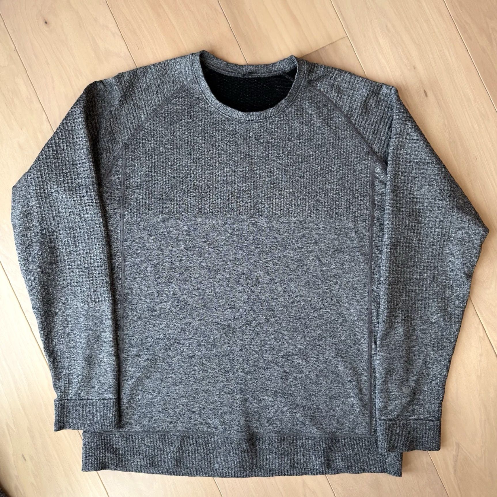 Lululemon Lululemon Engineered Warmth Crew Sweatshirt Gray L Men Regular Top Short Description Logo 90s City College Hippie American Clothing Preface Size US L / EU 52-54 / 3 - 2 Thumbnail